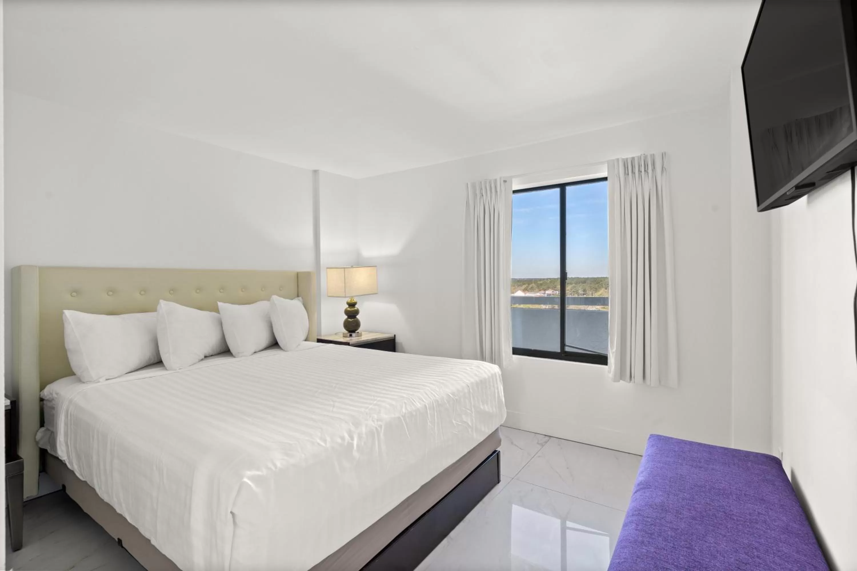 Bedroom, Bed in Grande Beach Resort