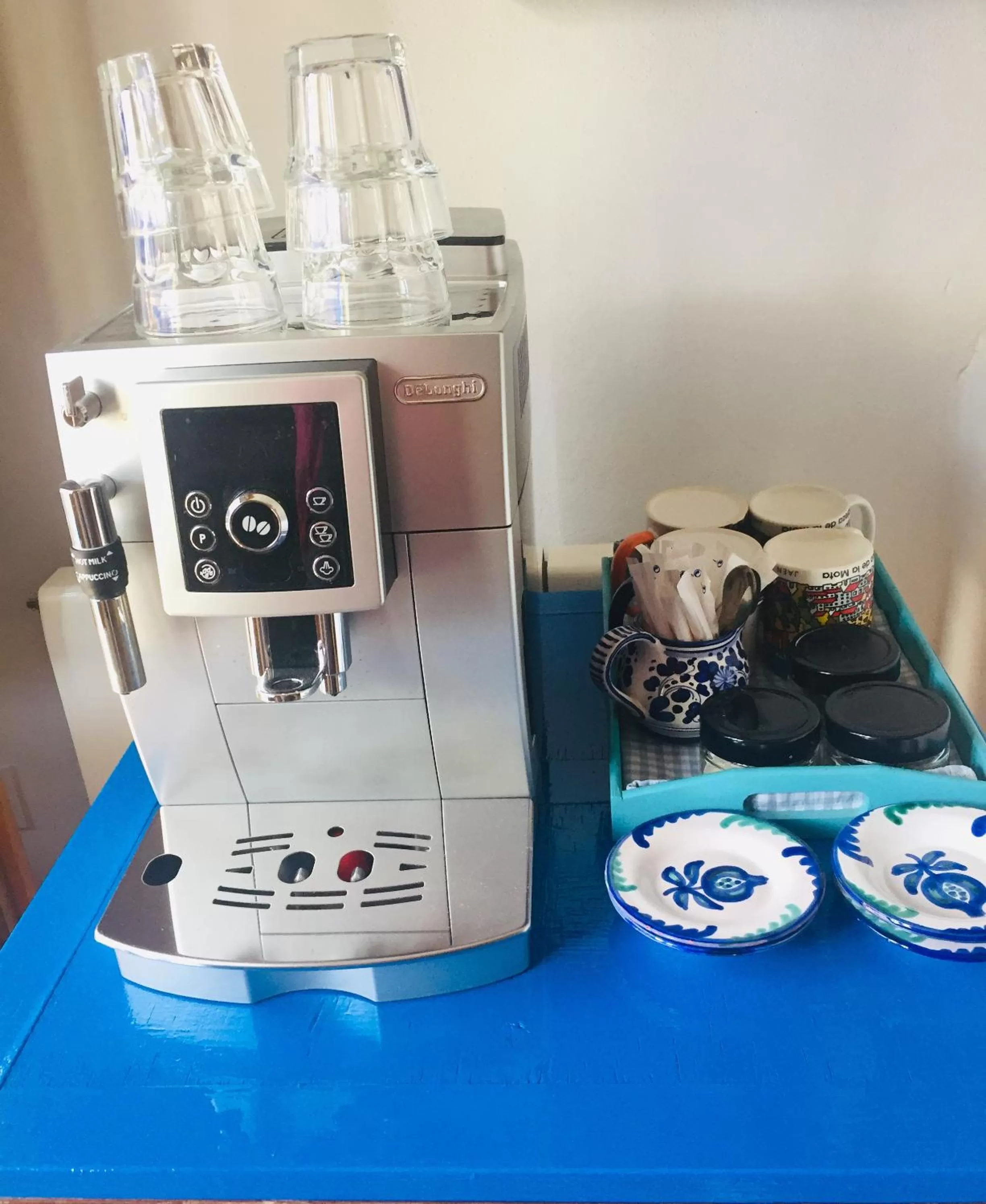 Coffee/tea facilities in Atelier 88