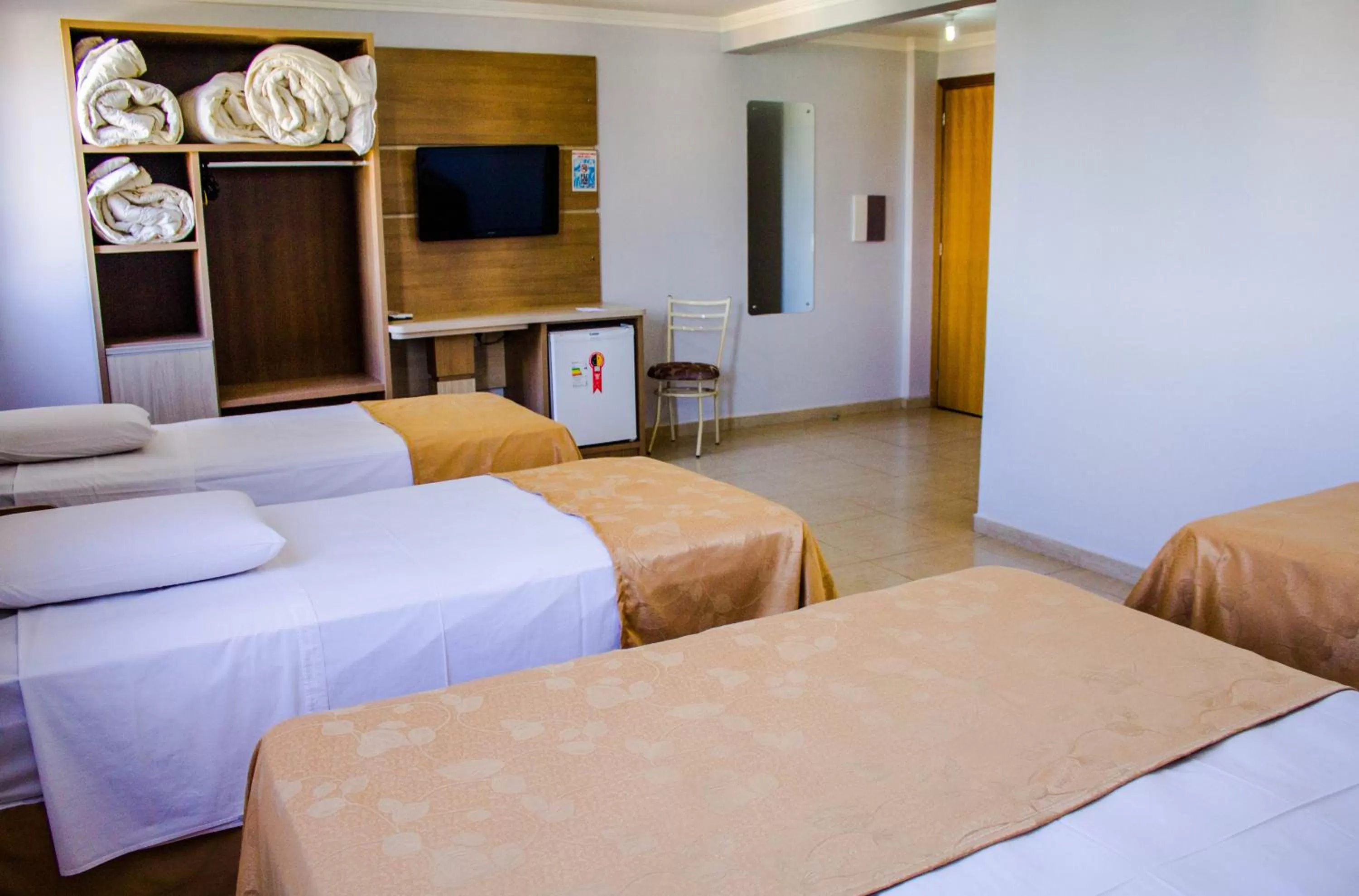 Bed in Hotel Baviera Iguassu