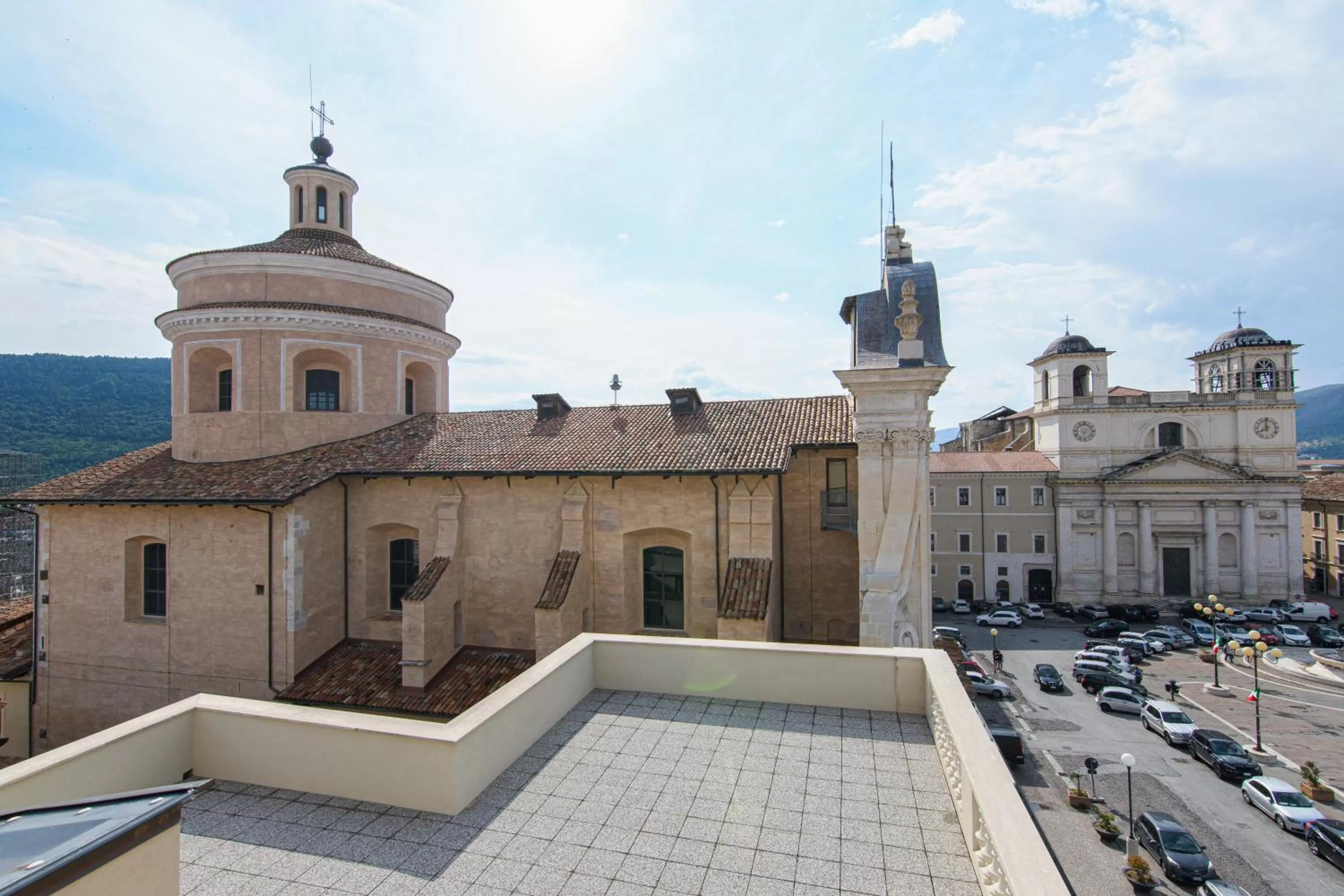 Nearby landmark in Piazza del Mercato