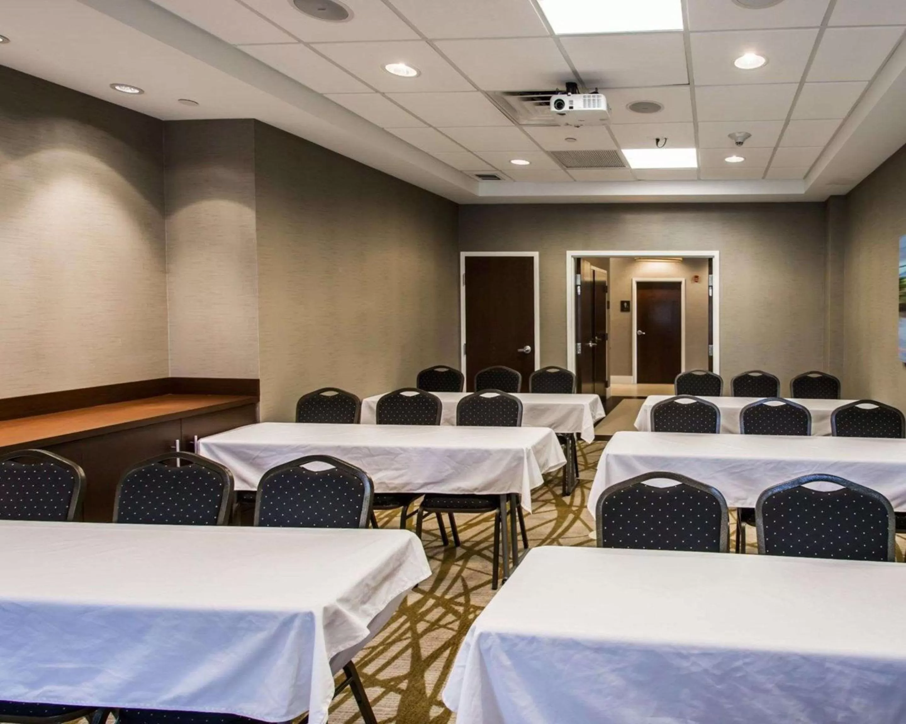 On site in Comfort Suites Miami Airport North