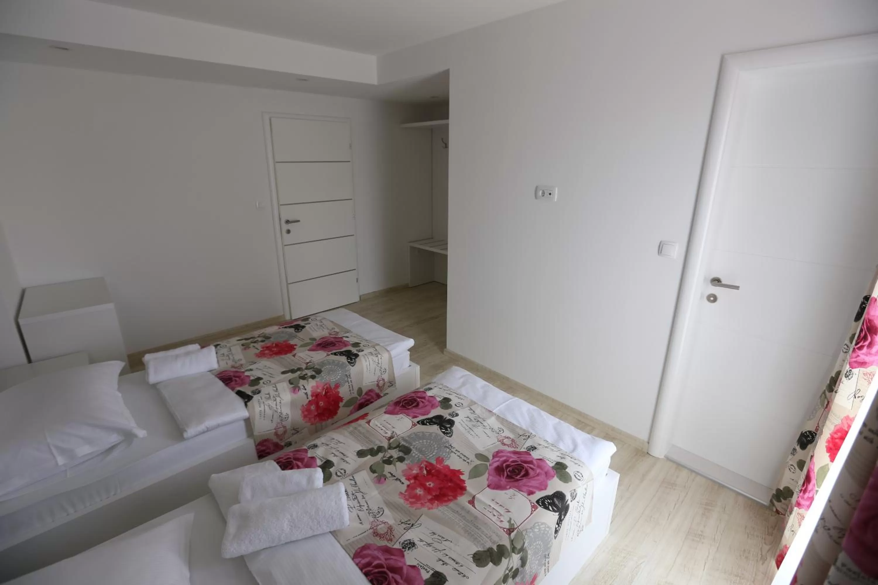 Decorative detail, Bed in Villa Flowers