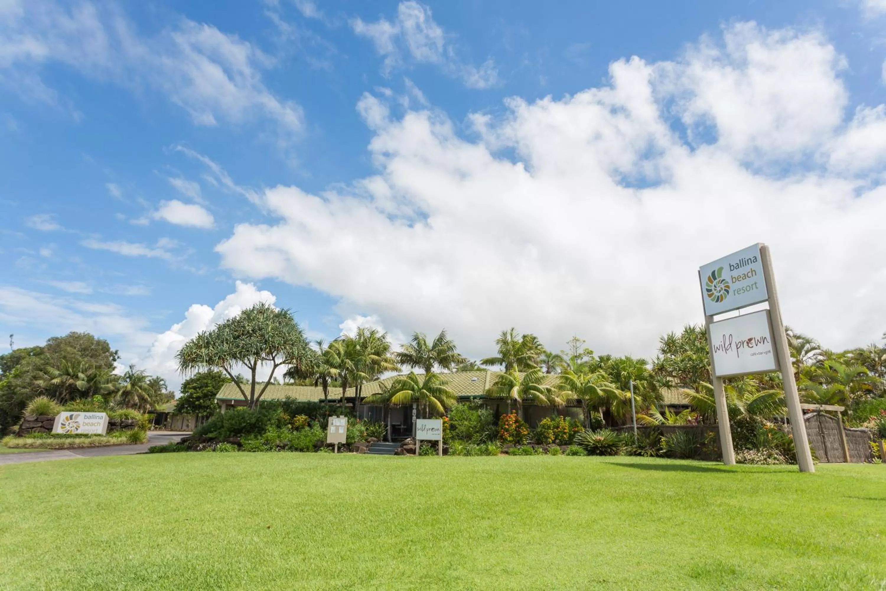 Facade/entrance in Ballina Beach Resort