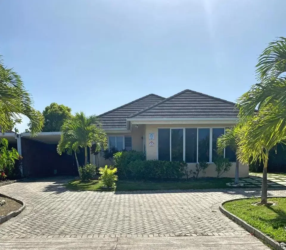 Deluxe Villa in Jamnick Vacation Rentals - Richmond, St Ann, Jamaica Deluxe Villa in Jamnick Vacation Rentals - Richmond, St Ann, Jamaica