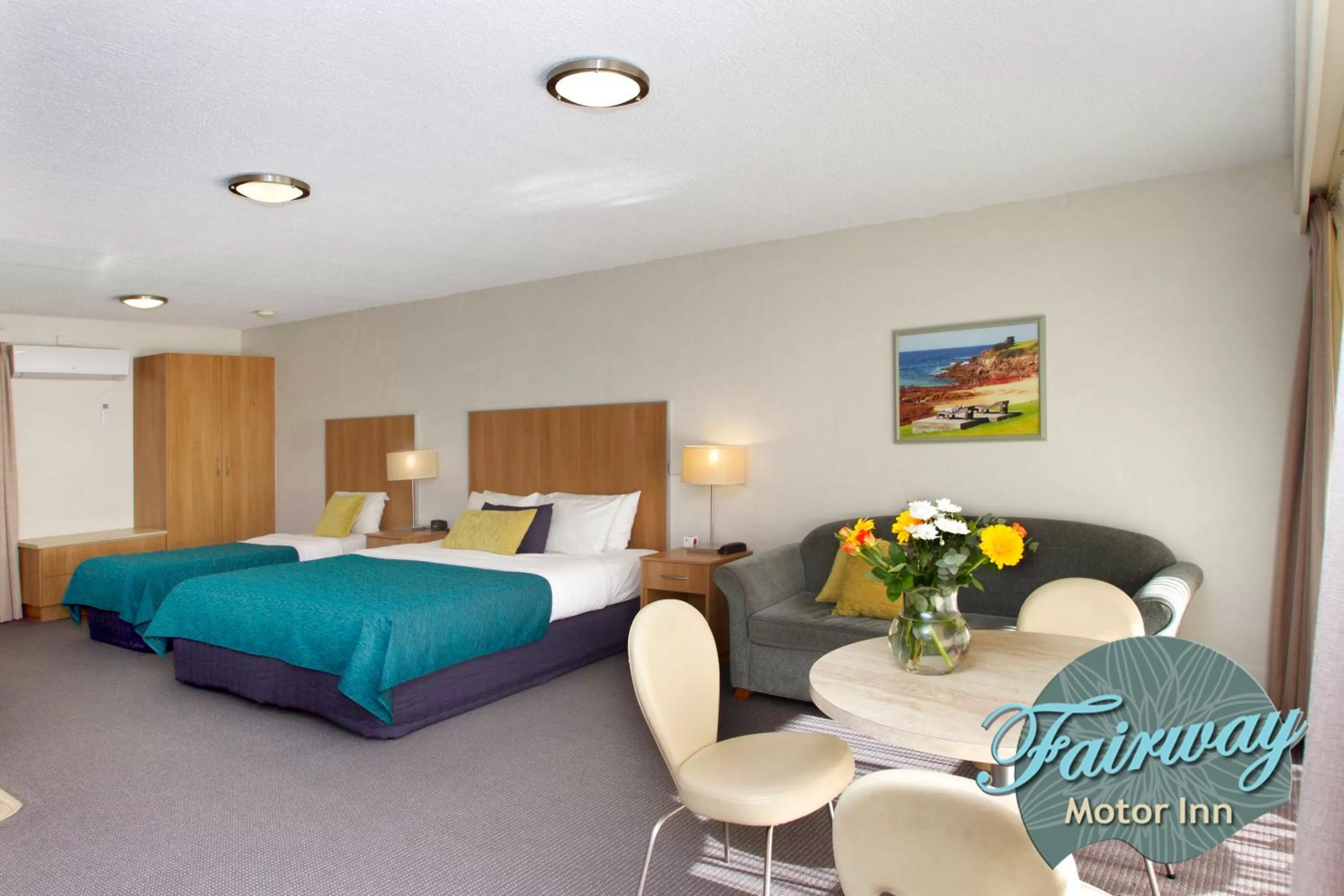 Photo of the whole room, Bed in Fairway Motor Inn