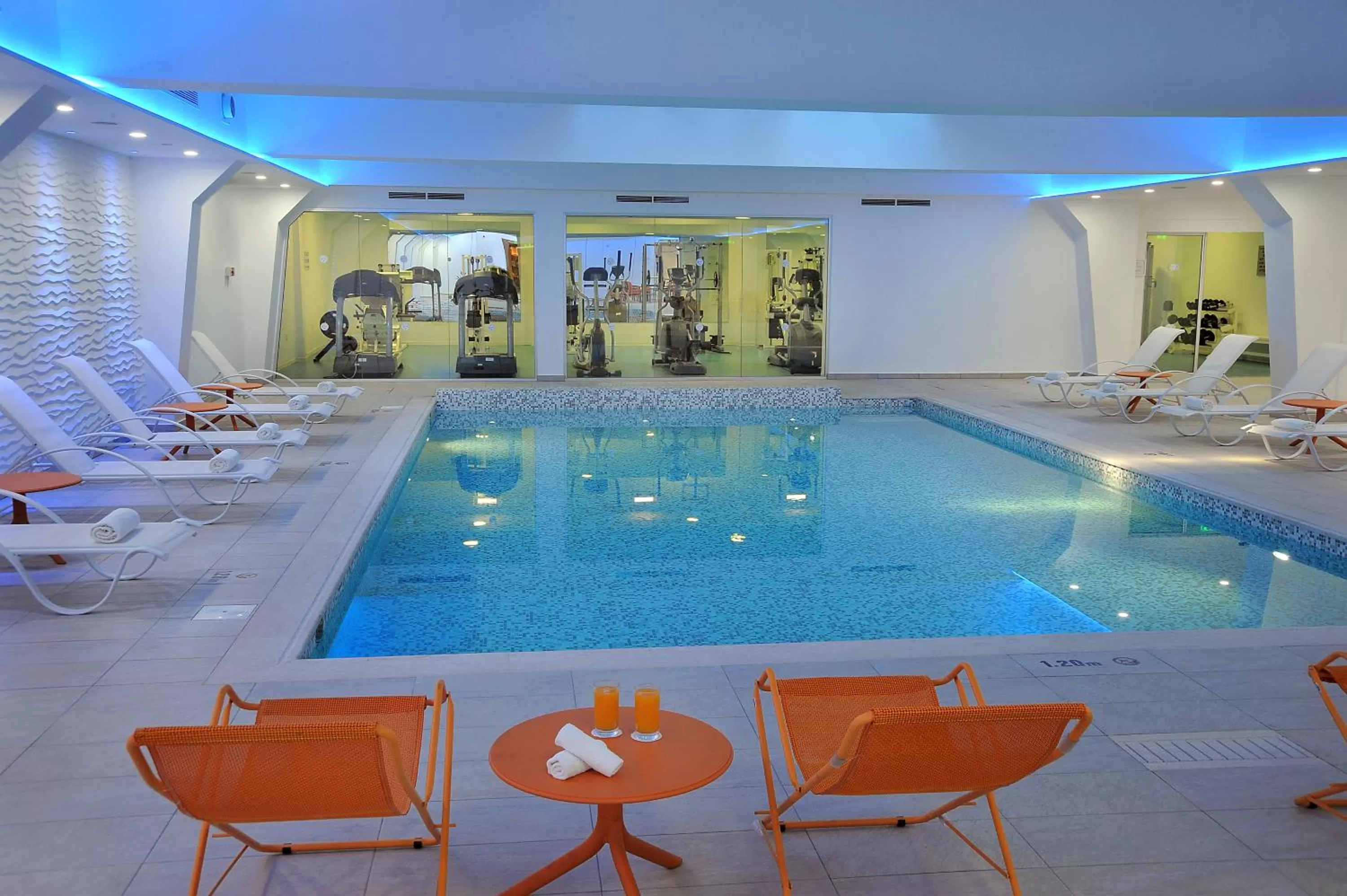 Swimming pool in Nestor Hotel