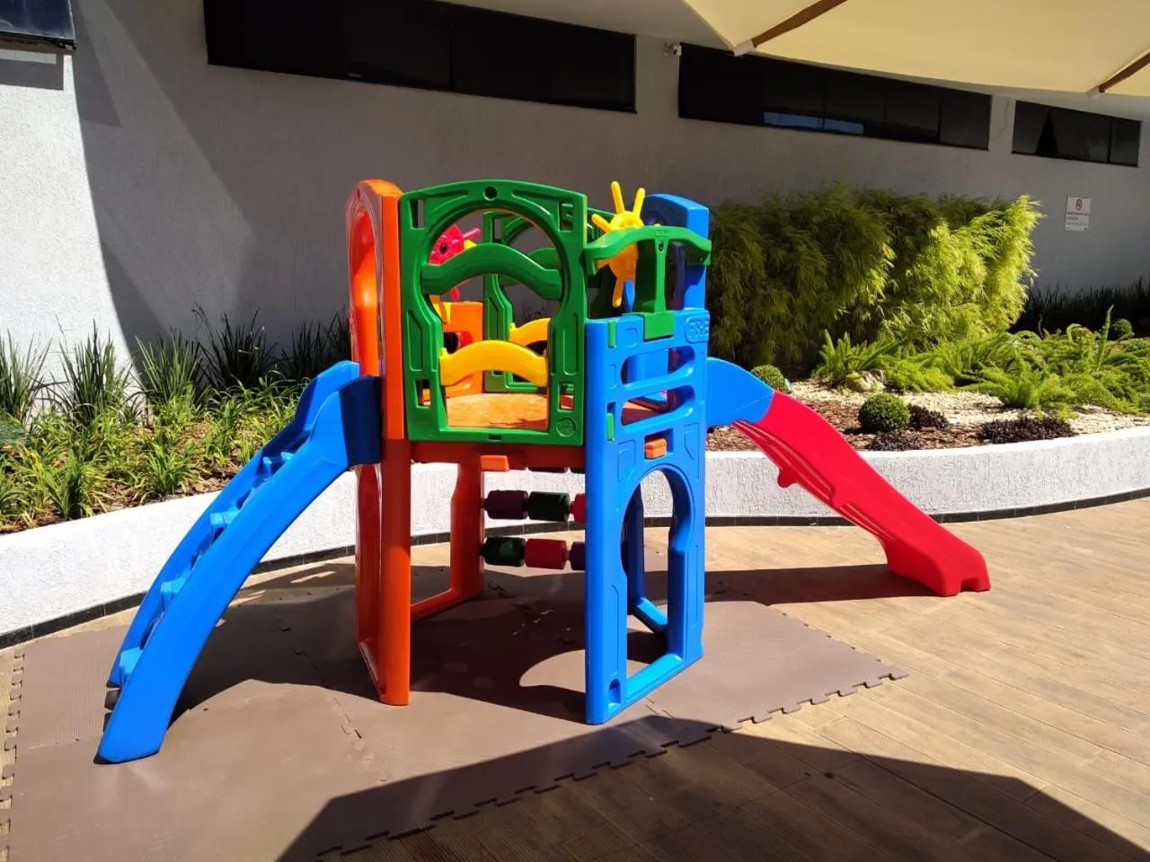 Children play ground in Foz Plaza Hotel