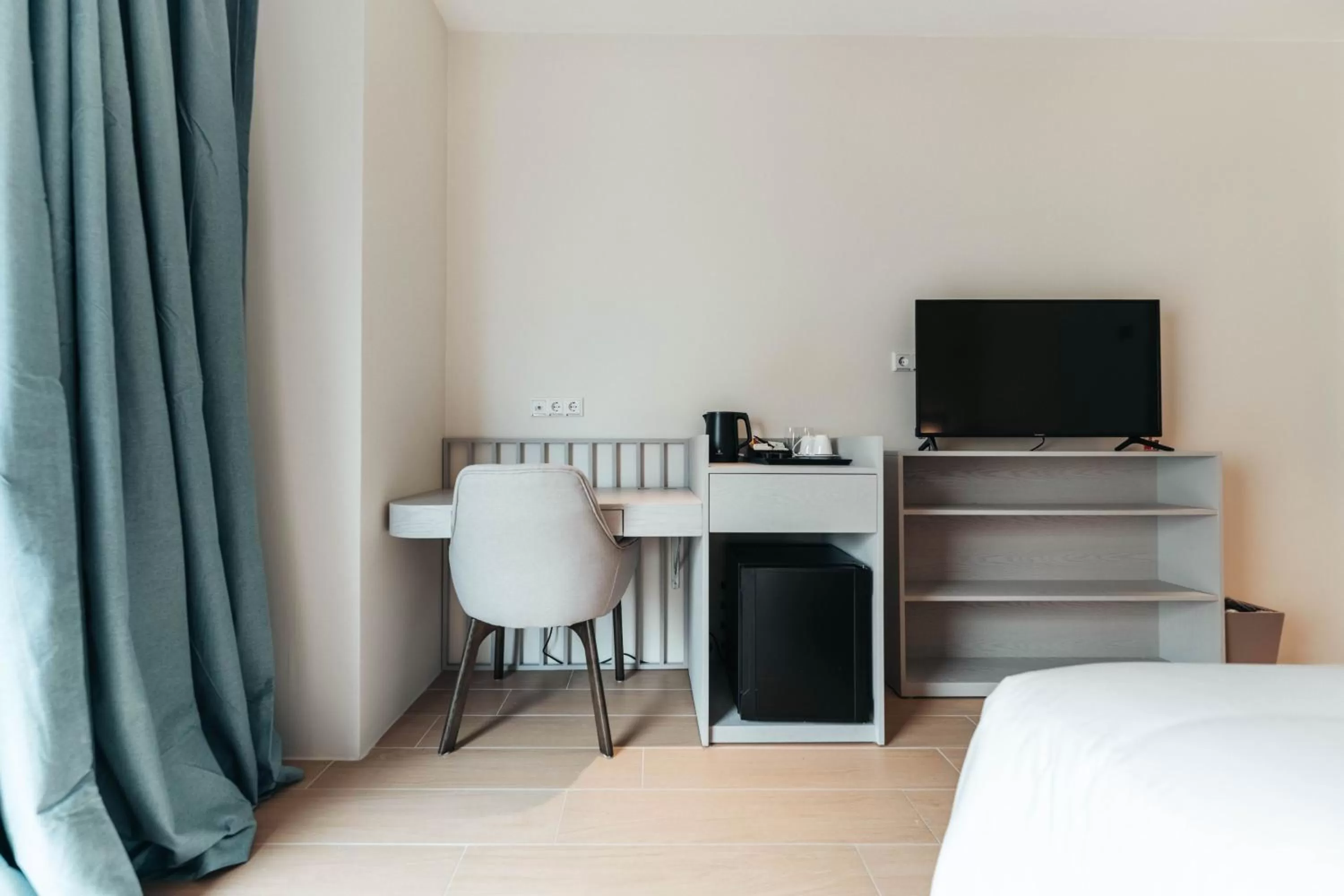 Coffee/tea facilities, Bed in Elements Hotel & Shops Curaçao