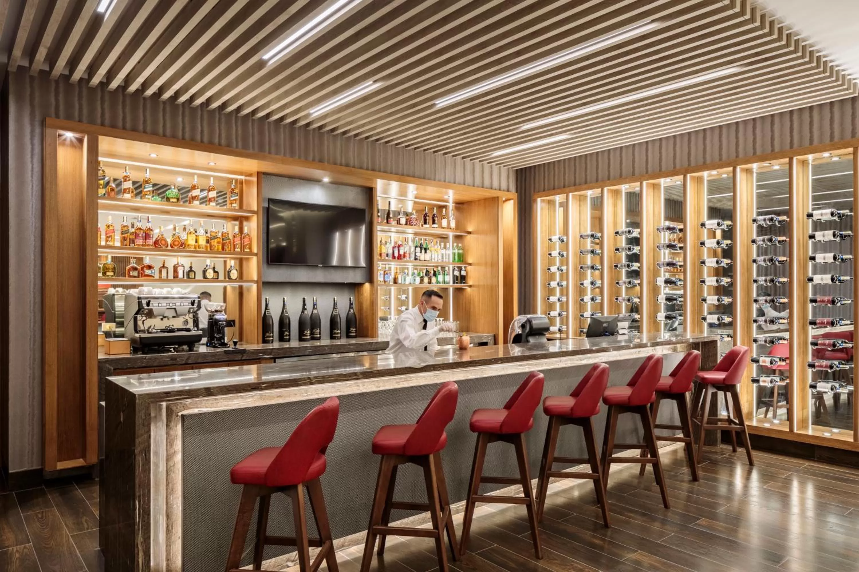 Lounge or bar in Holiday Inn - Quito Airport by IHG