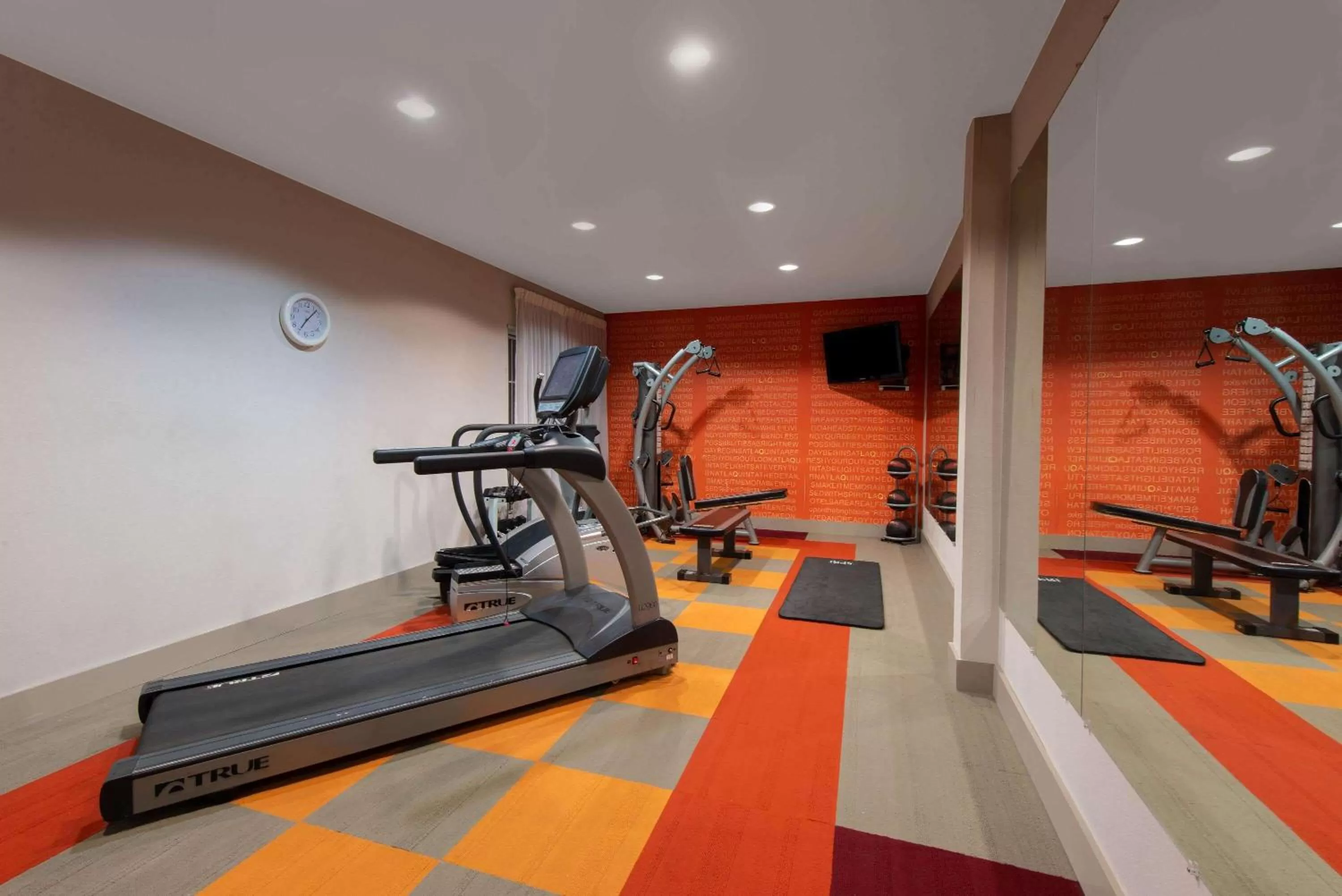 Fitness centre/facilities in La Quinta by Wyndham Harrisburg-Hershey