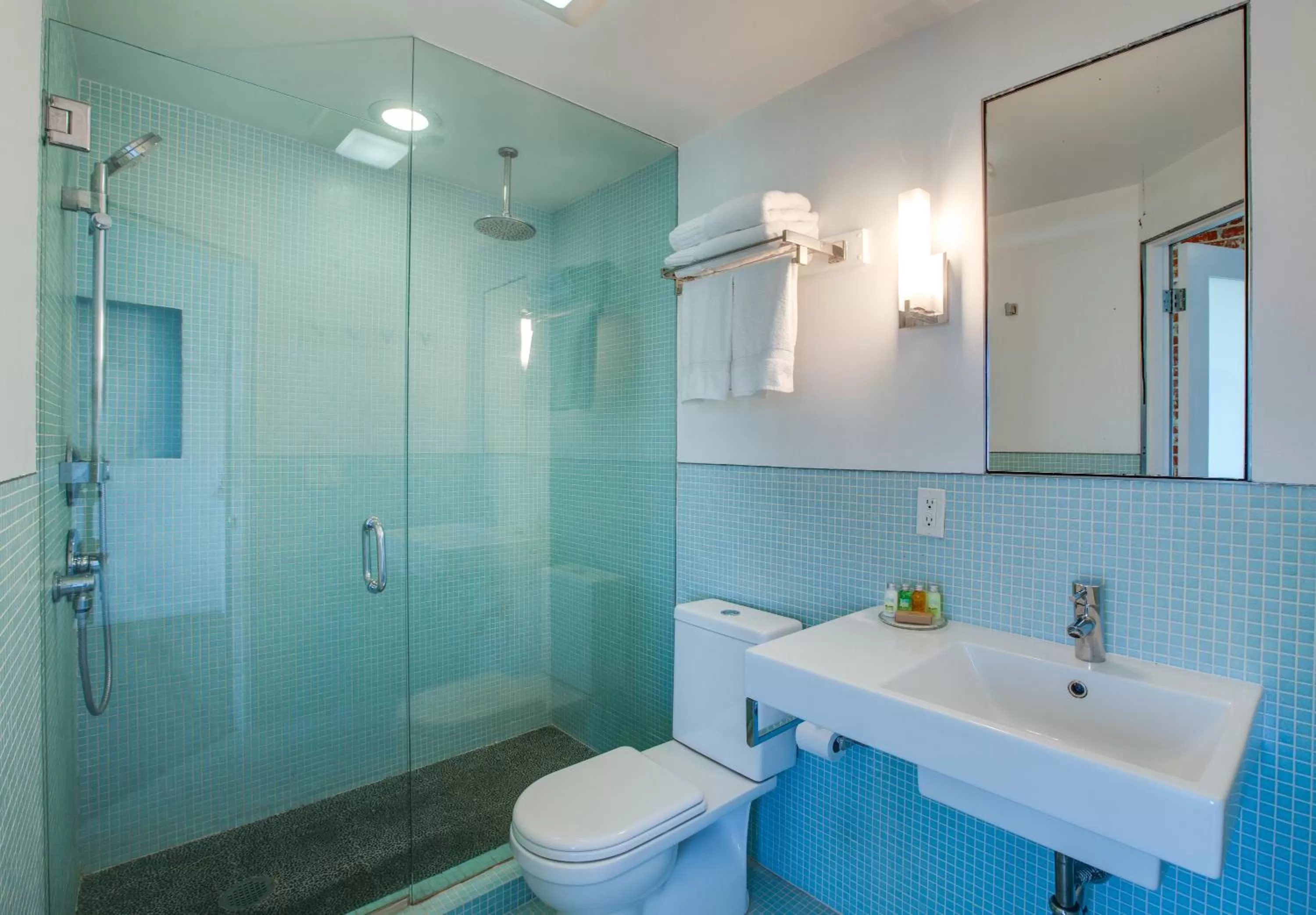 Shower in Venice Breeze Suites