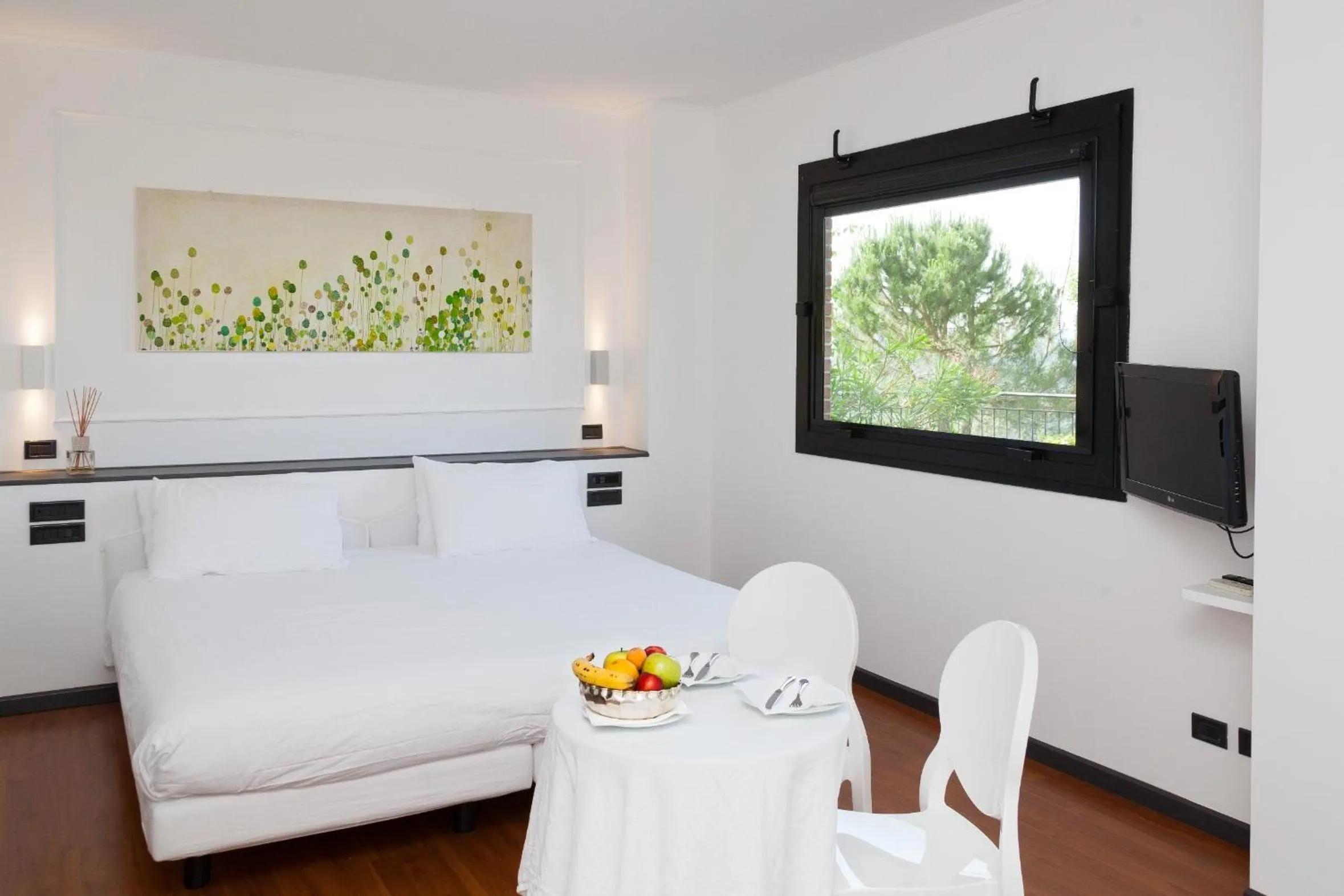 Photo of the whole room, Bed in Hotel Mamiani & Relaxing Spa Urbino