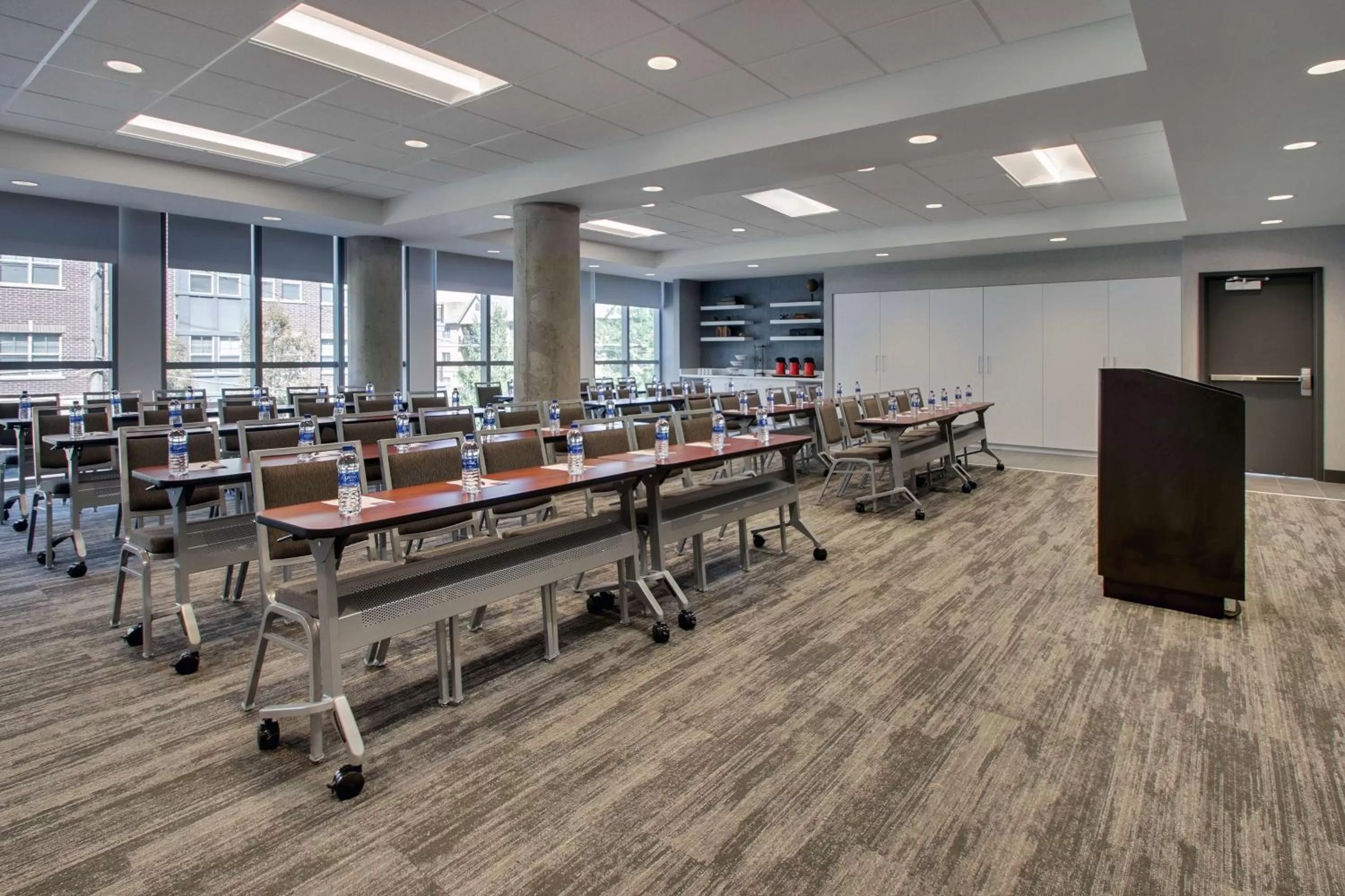 Meeting/conference room in Hyatt Place Iowa City Downtown