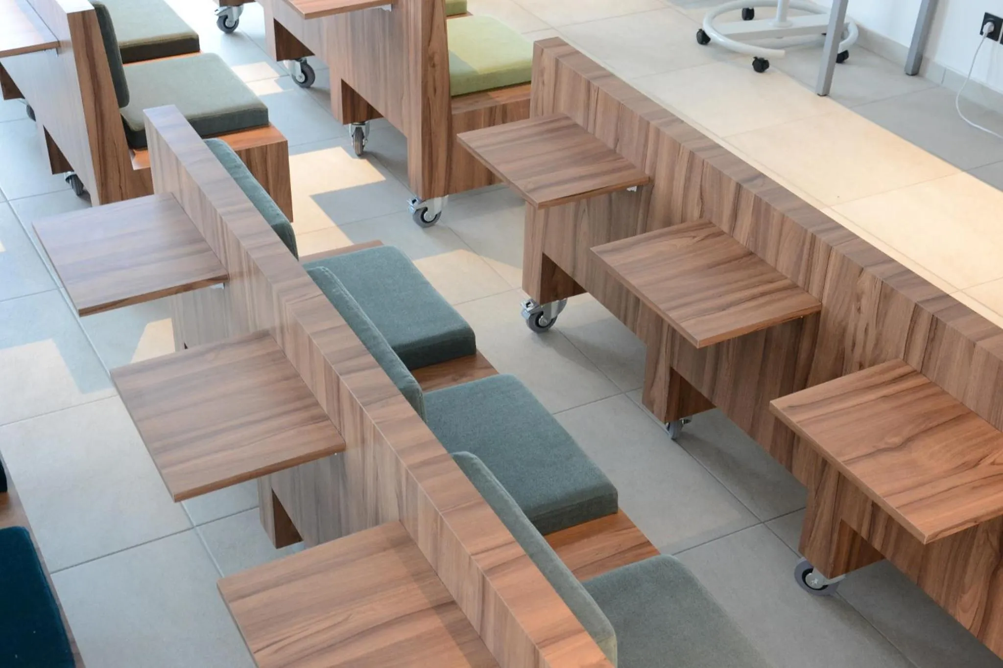 Meeting/conference room in ibis Styles Bordeaux Lac Bruges