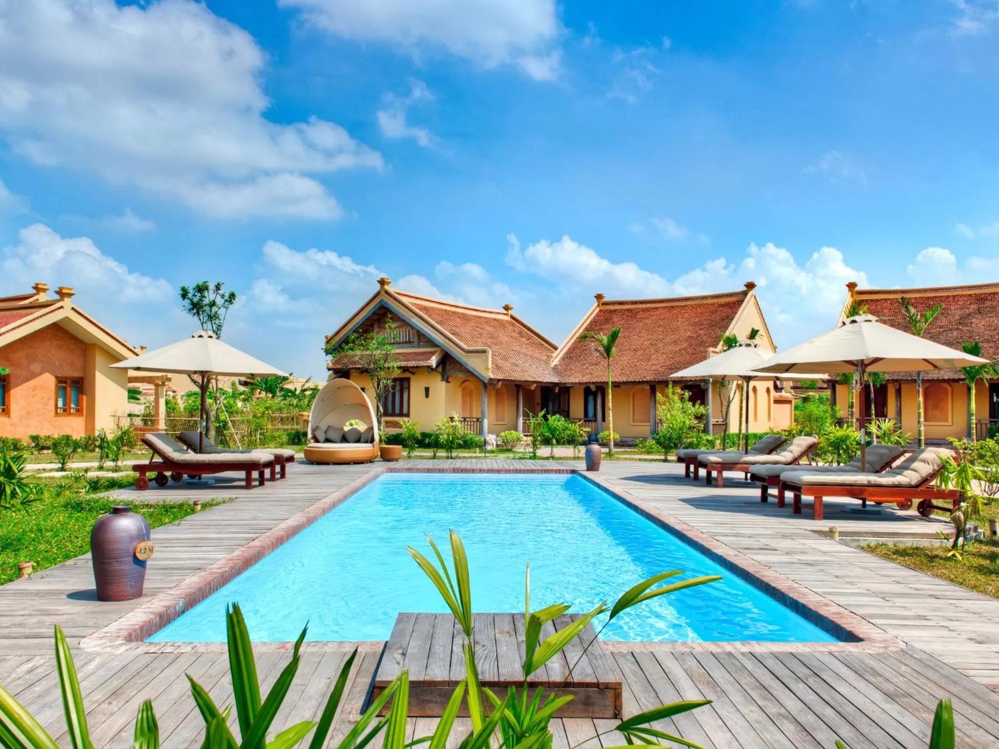 Swimming pool in Emeralda Resort Ninh Binh