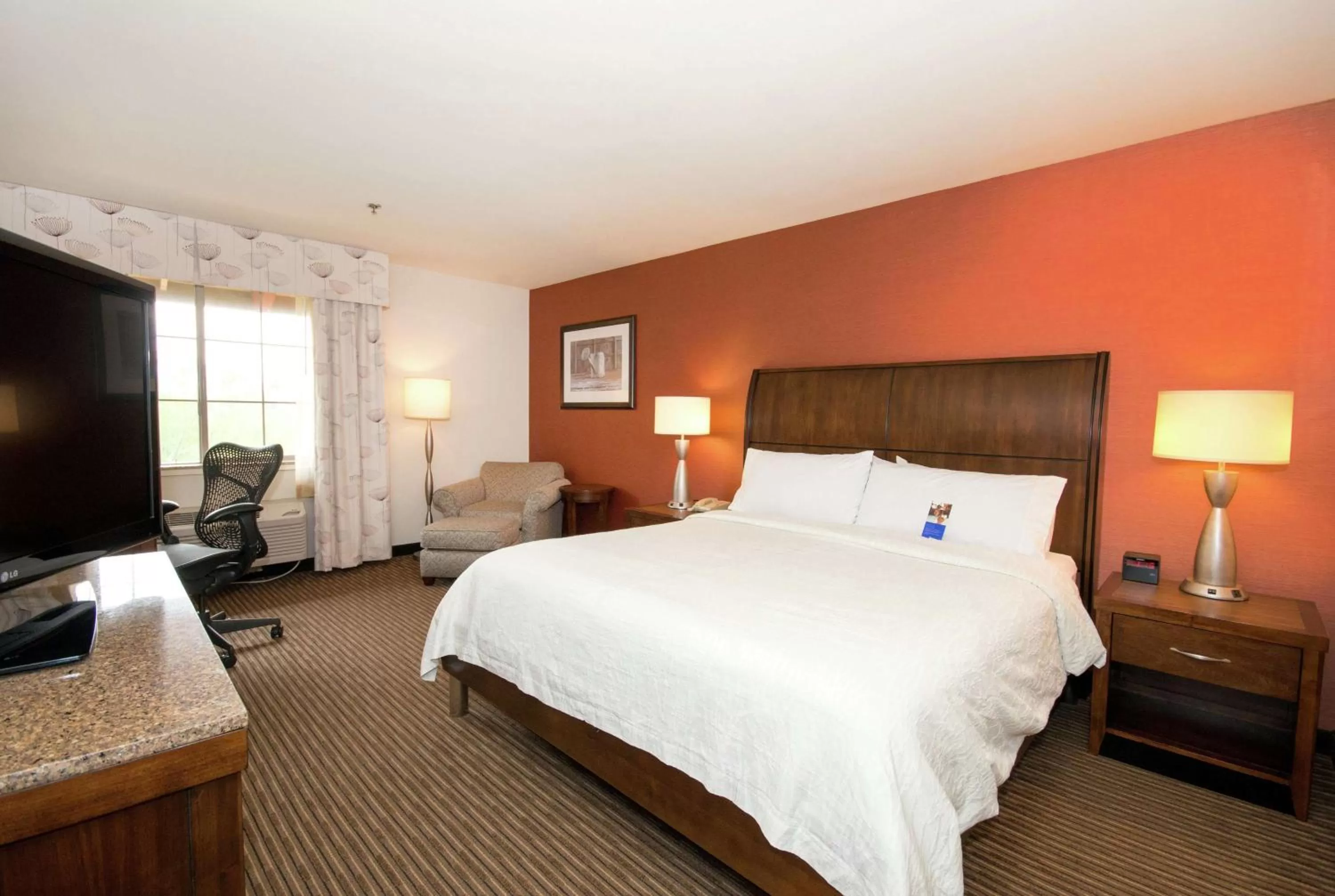 Bedroom, Bed in Hilton Garden Inn Palm Springs/Rancho Mirage