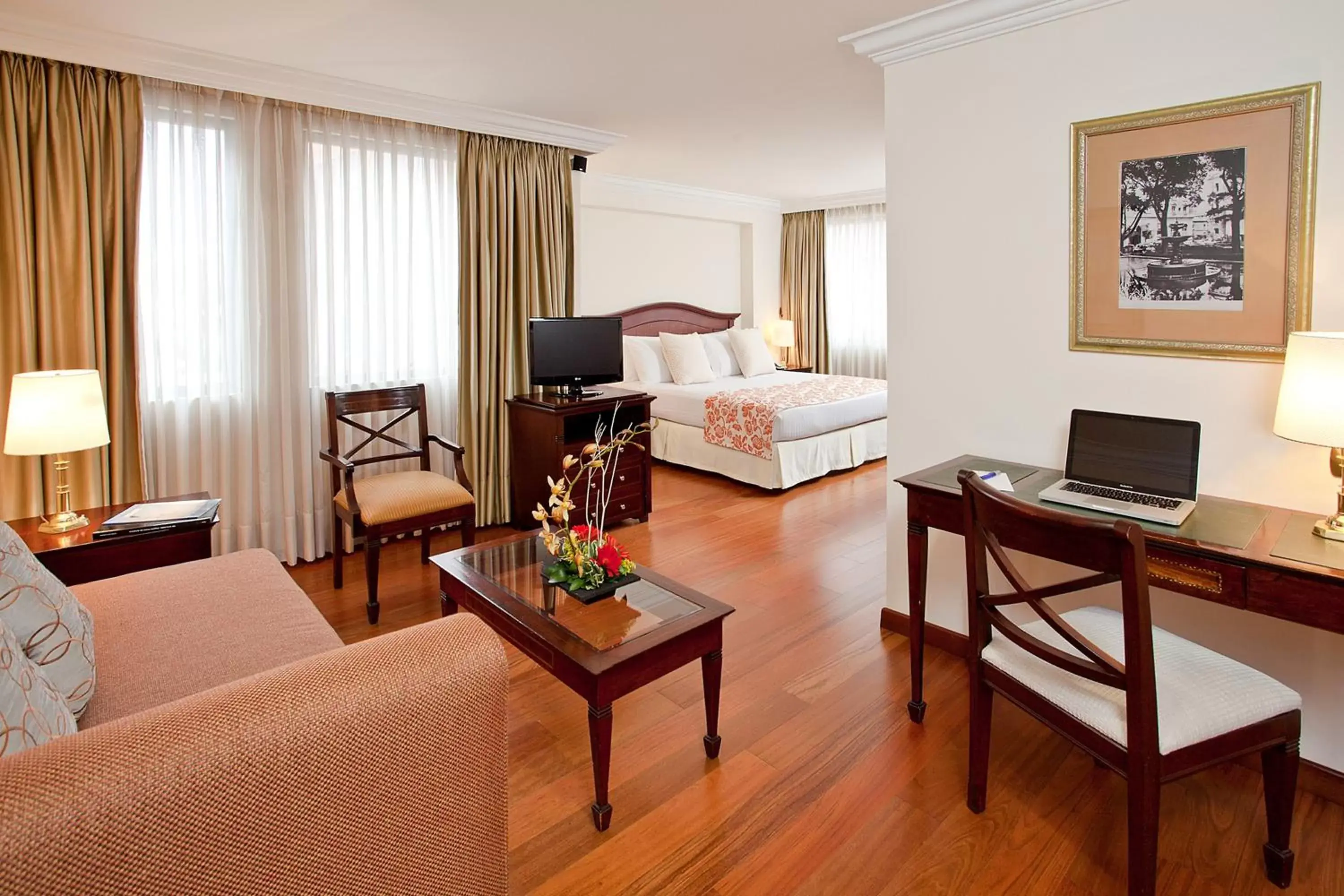 Deluxe Junior Suite in Santafe Boutique Hotel Deluxe Junior Suite in Santafe Boutique Hotel