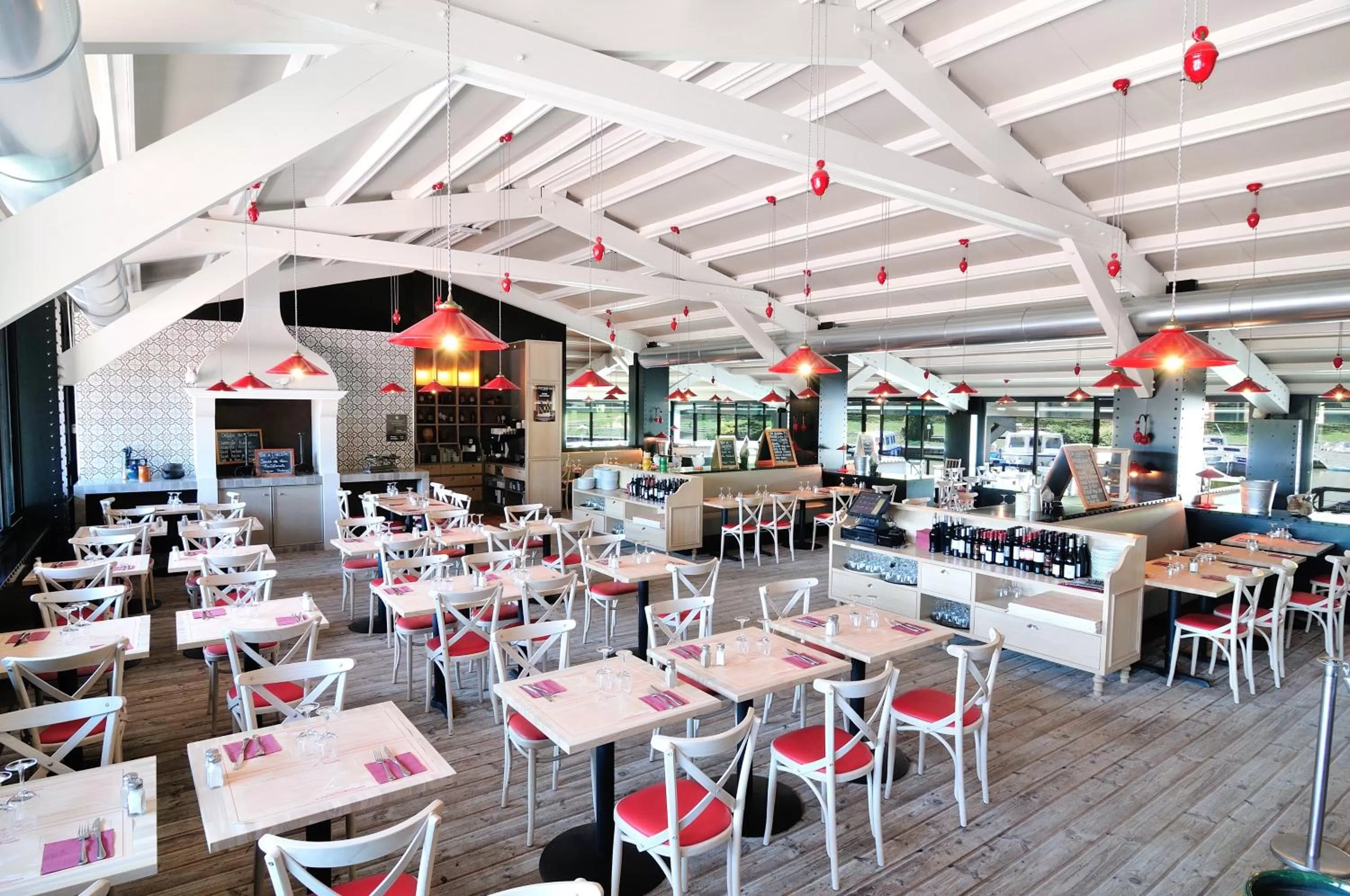 Restaurant/places to eat in Relais Fasthotel Port Lauragais