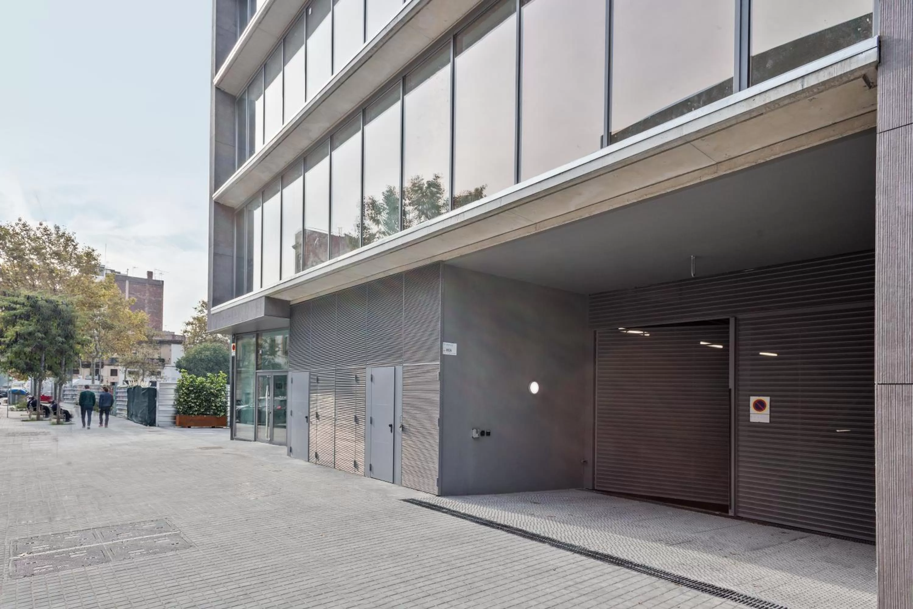 Facade/entrance in Acta Voraport