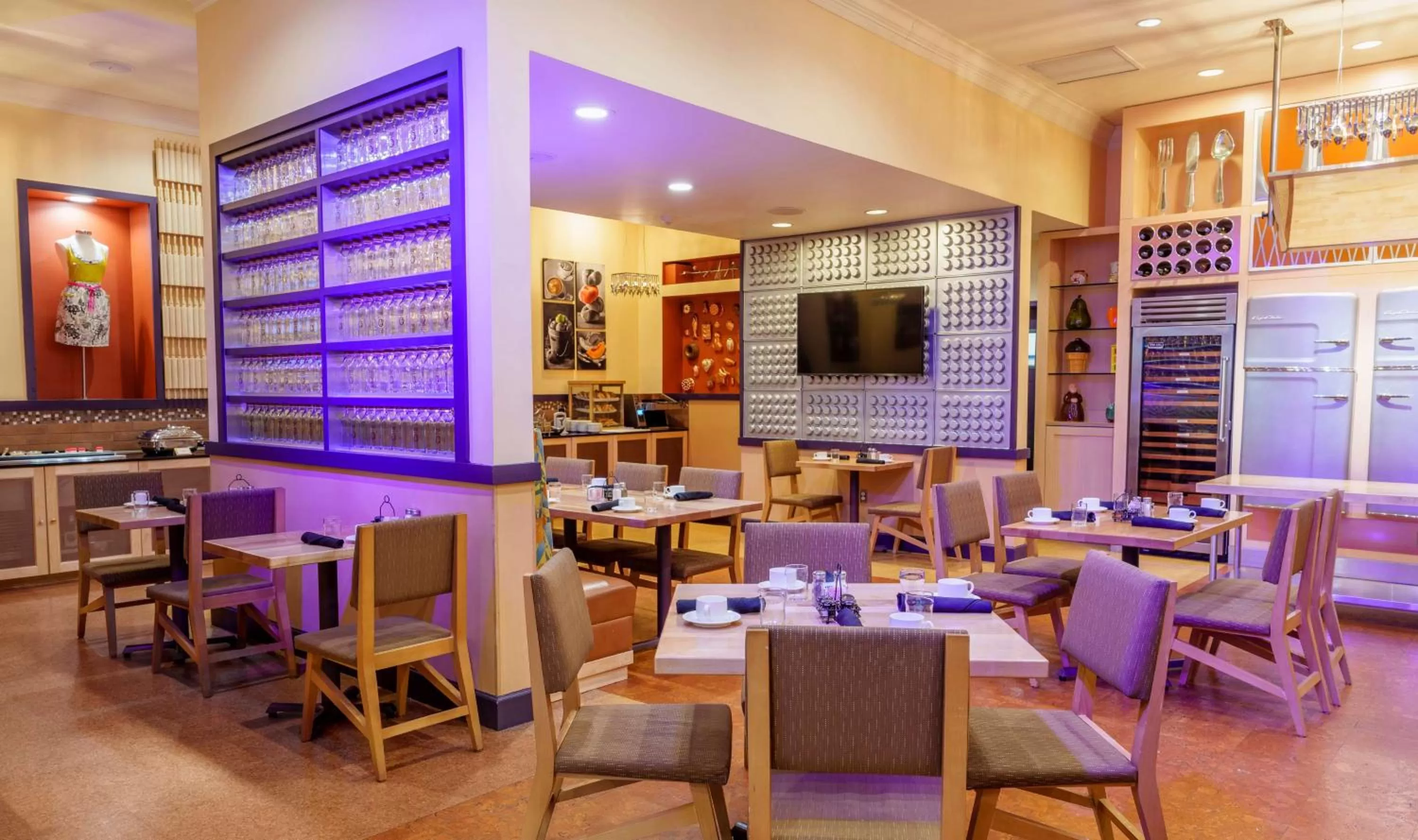 Restaurant/places to eat in The Verve Boston Natick, Tapestry Collection by Hilton