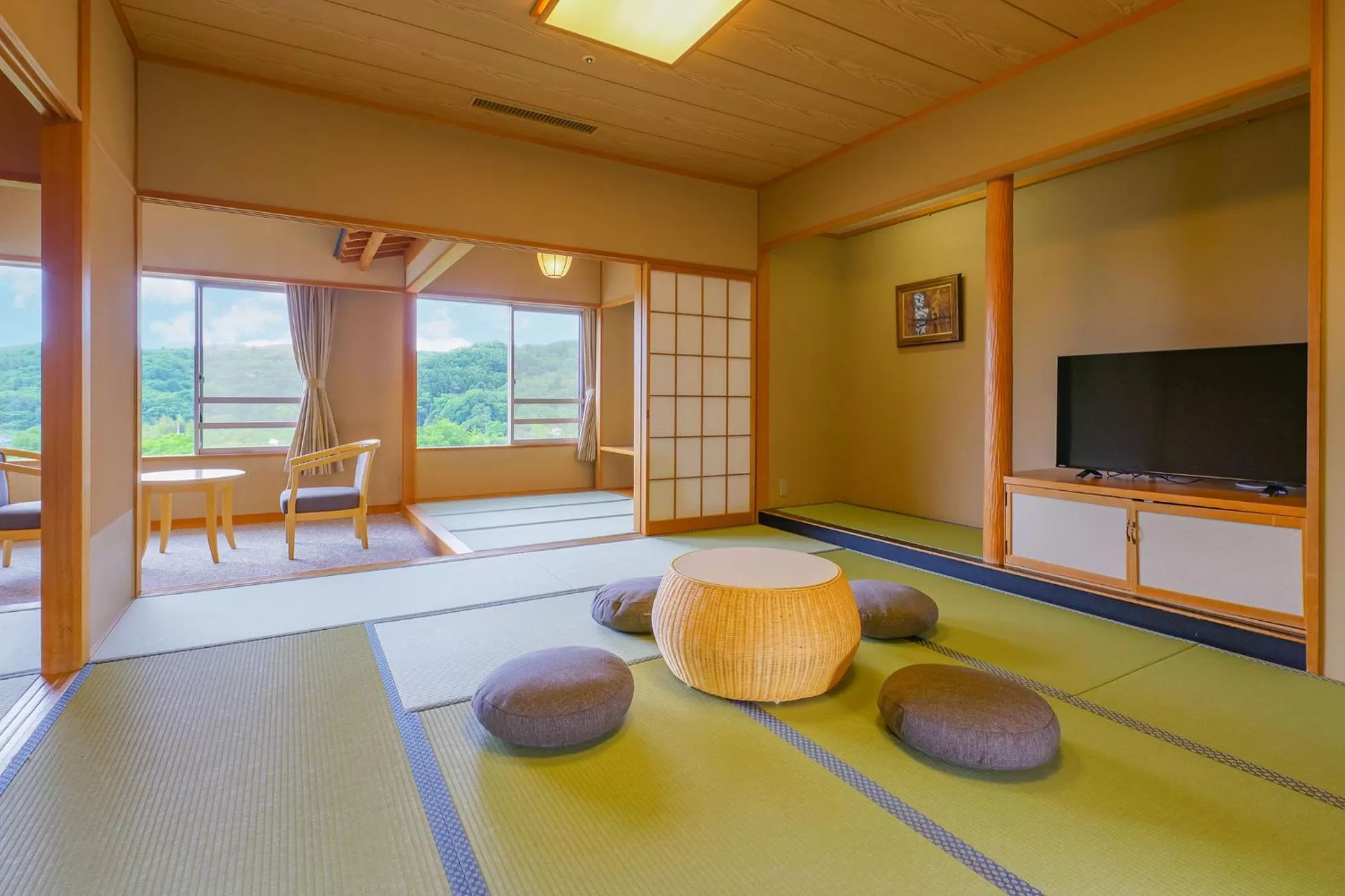 Photo of the whole room in TAOYA Akiu