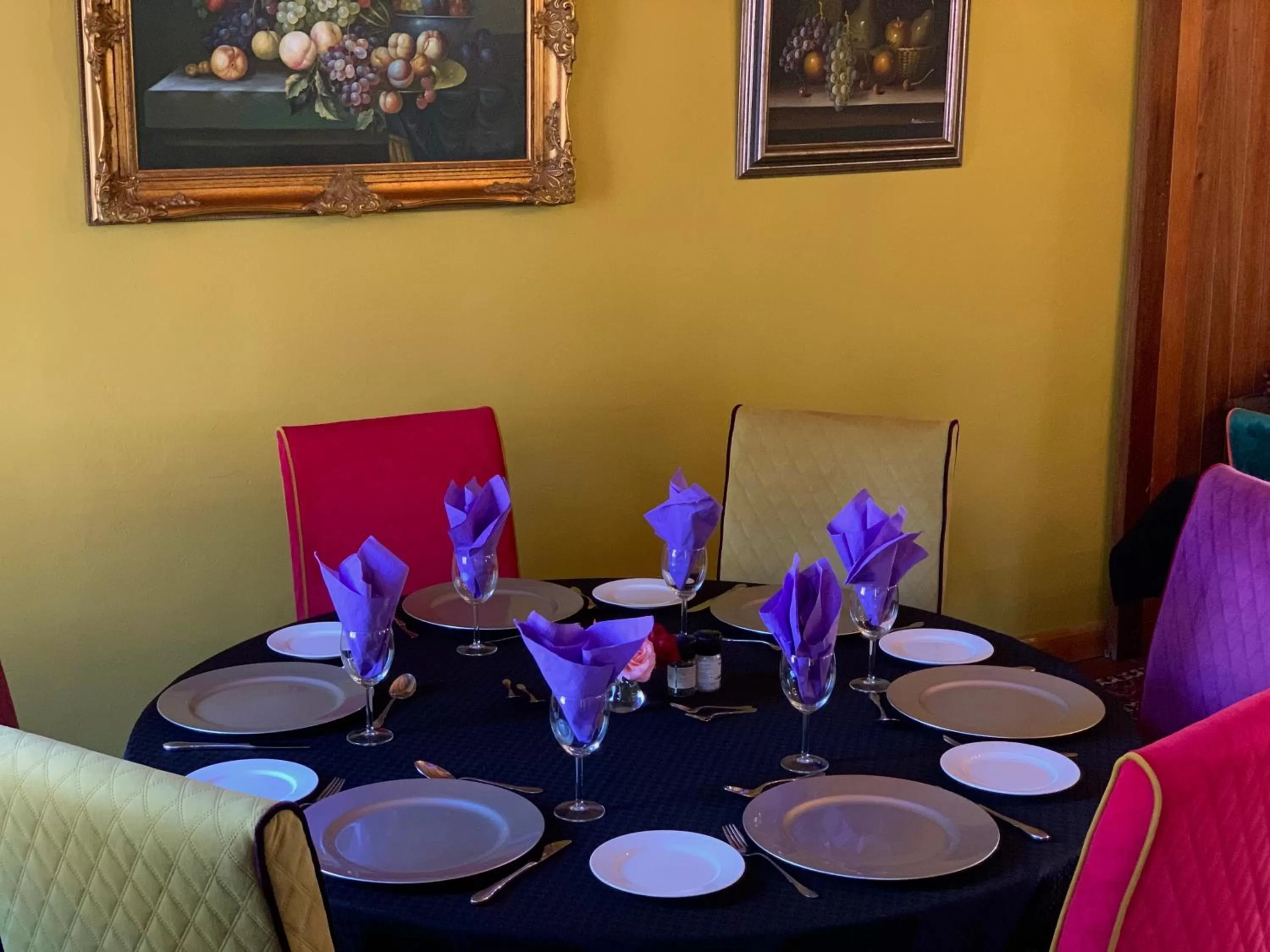 Restaurant/Places to Eat in Port Wine Guesthouse