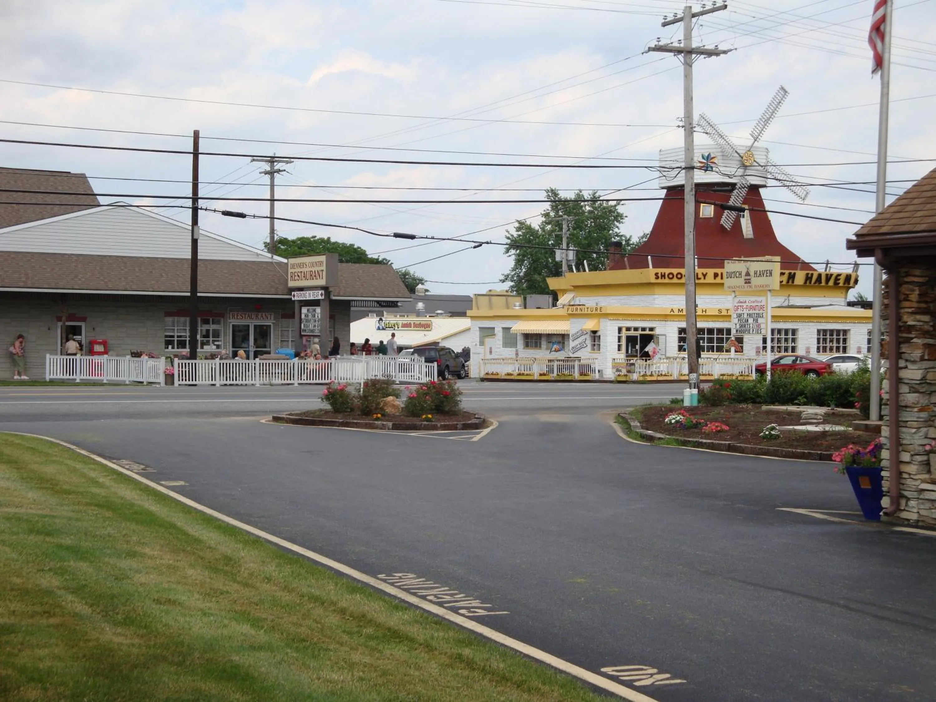 Area and facilities in Soudersburg Inn & Suites Lancaster