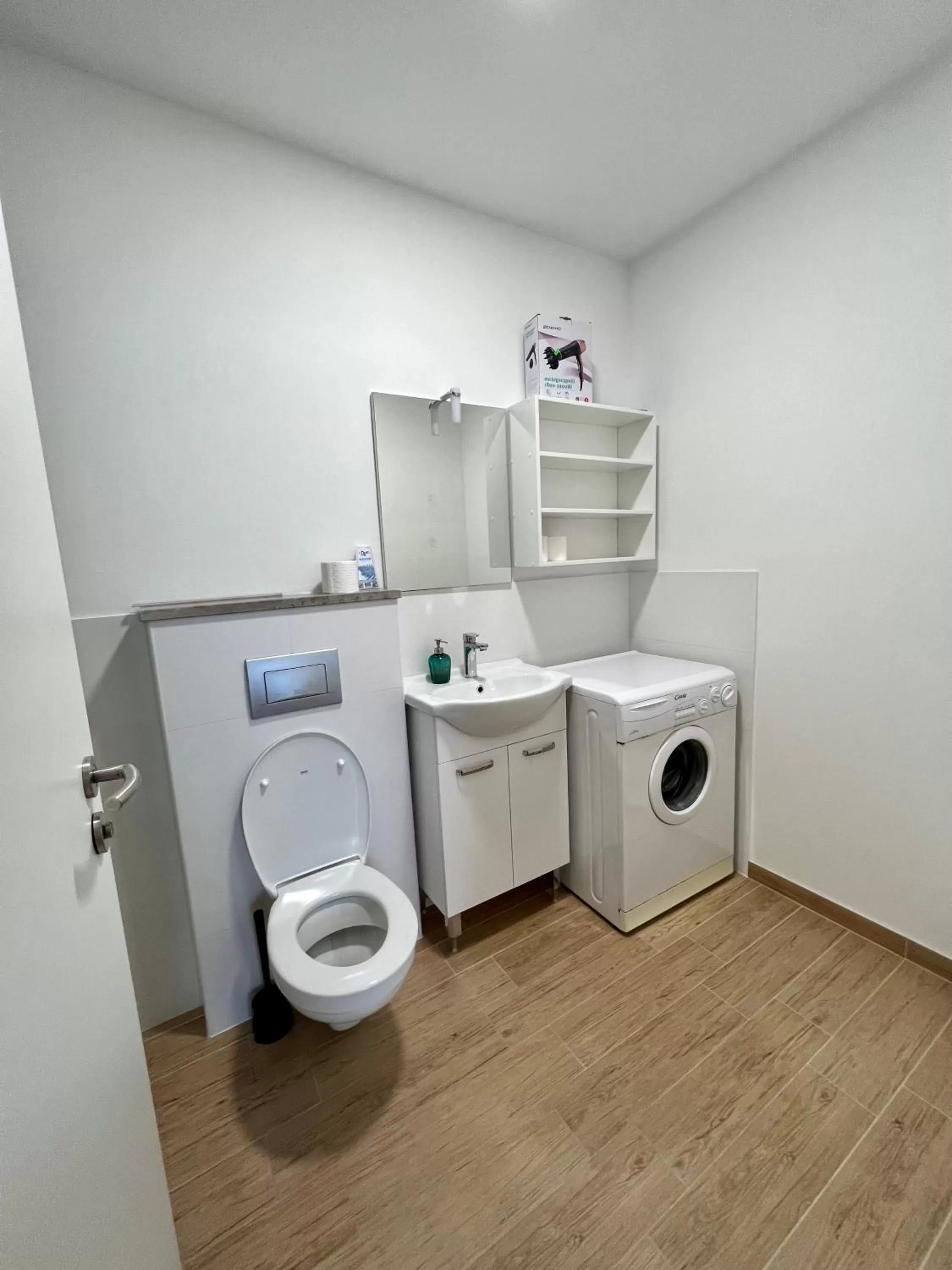 Bathroom in HOP HOUSE Garni Hotel