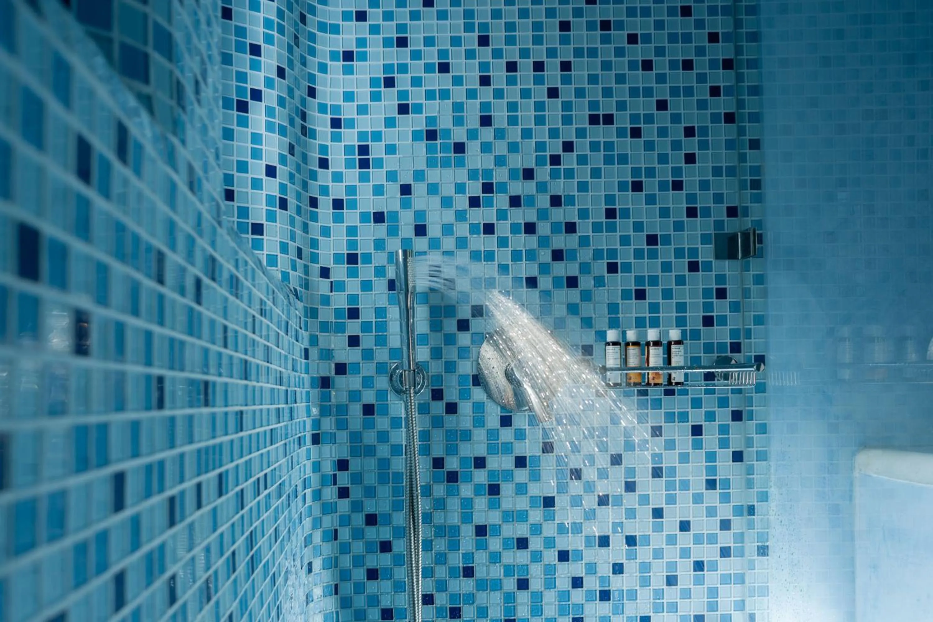 Shower in Aria Suites & Villas