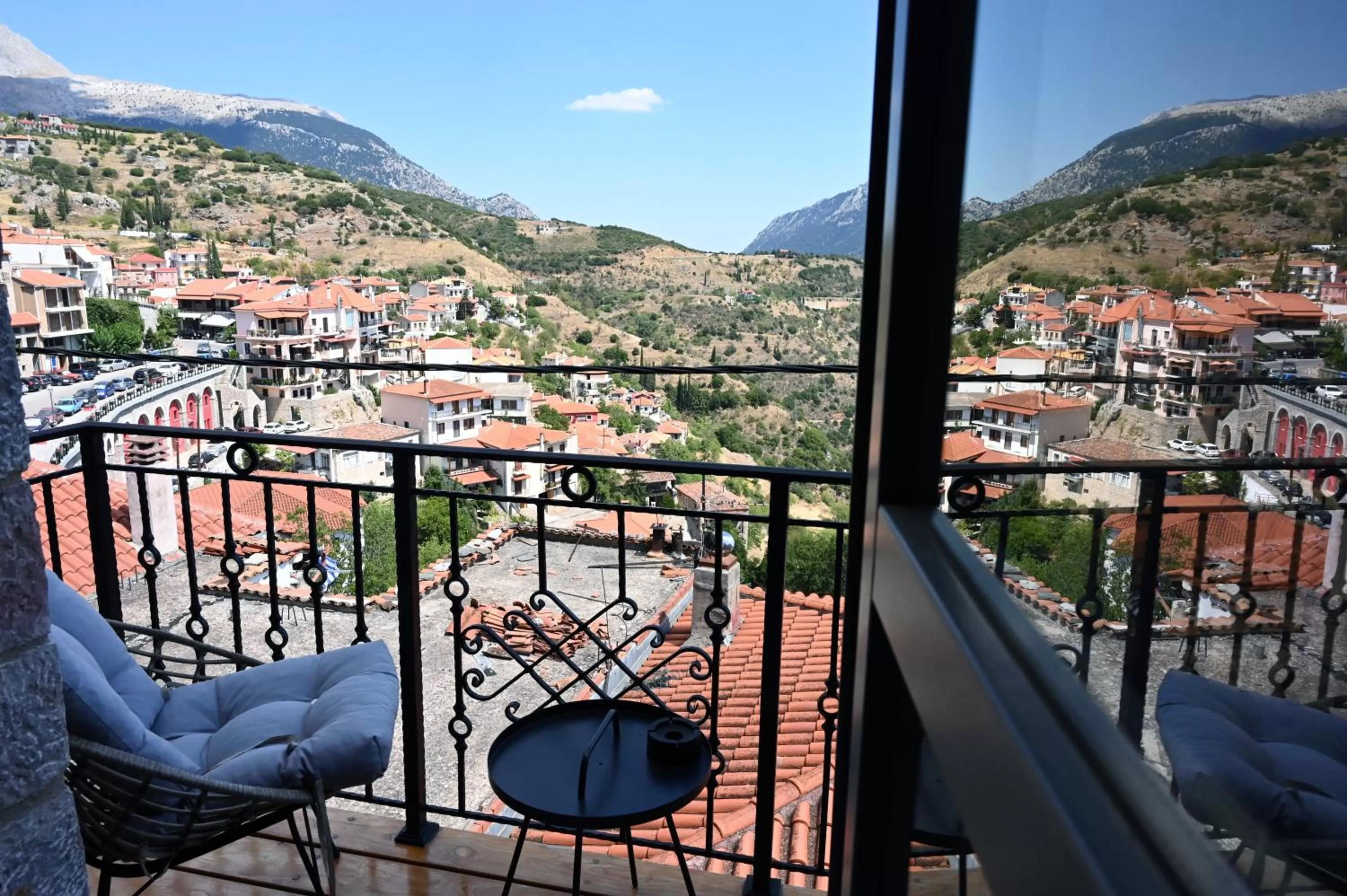 Property building, Balcony/Terrace in Clocktower Luxury Suites