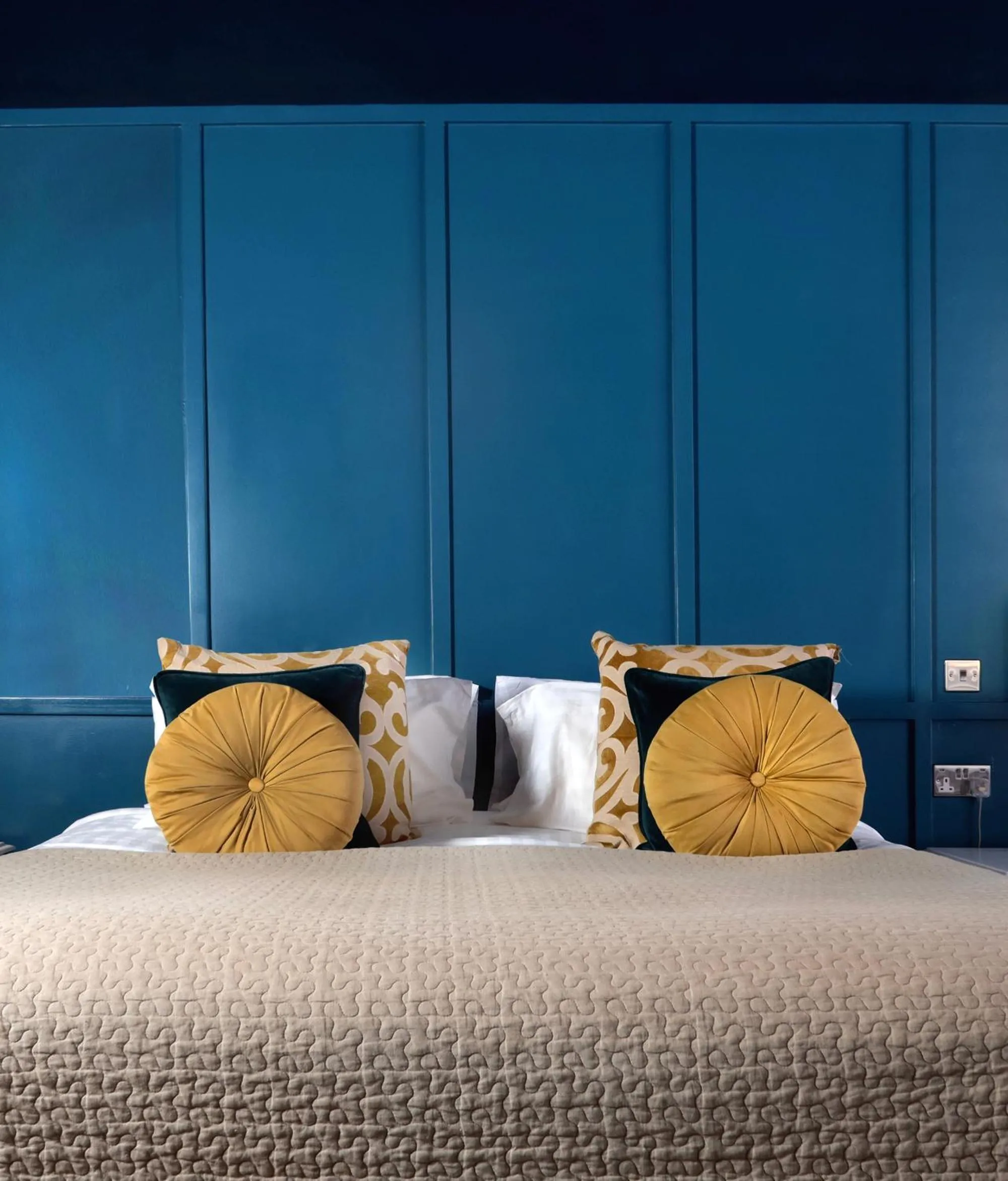 Bed in The Southern Belle