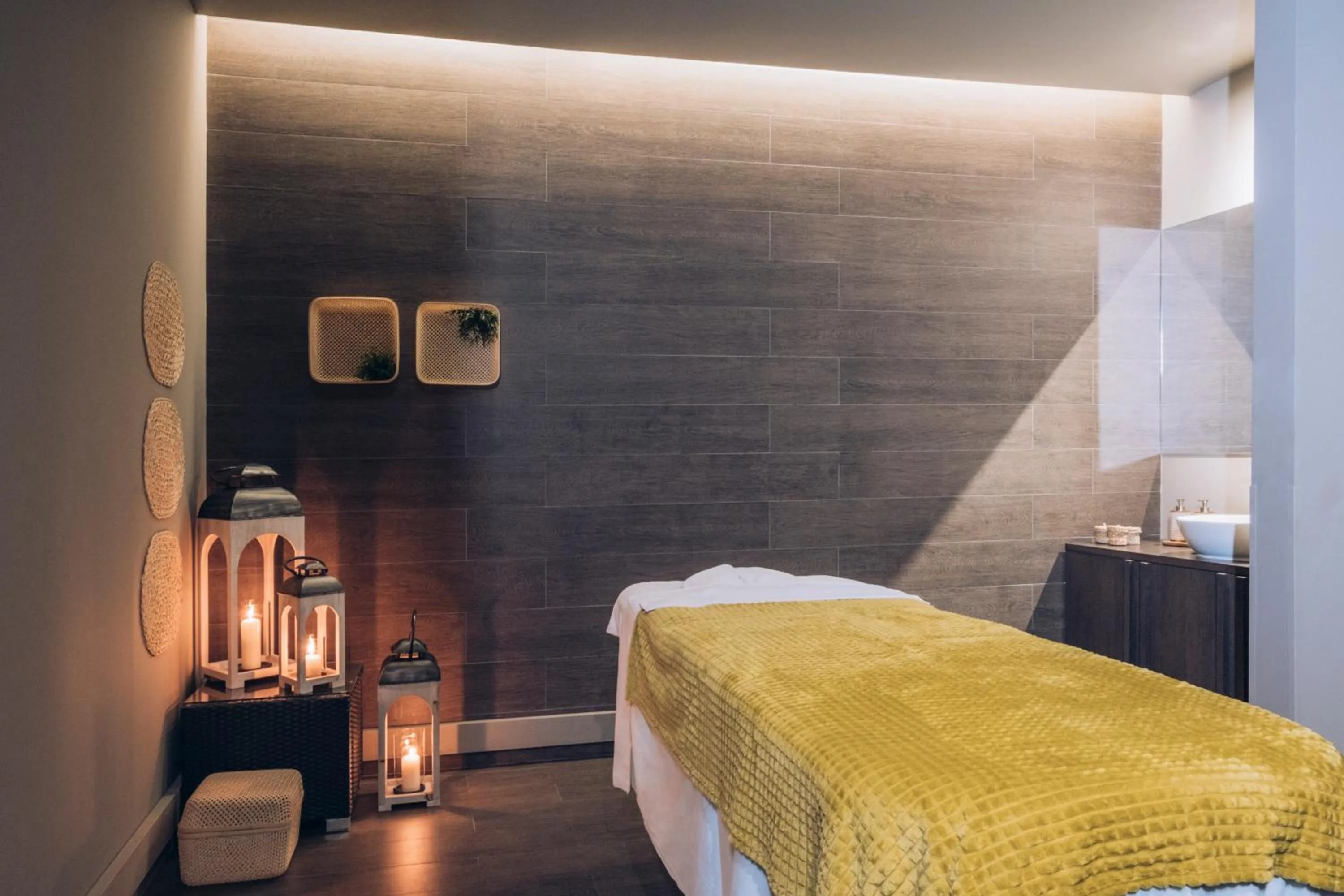 Massage, Bed in Iberostar Selection Lagos Algarve