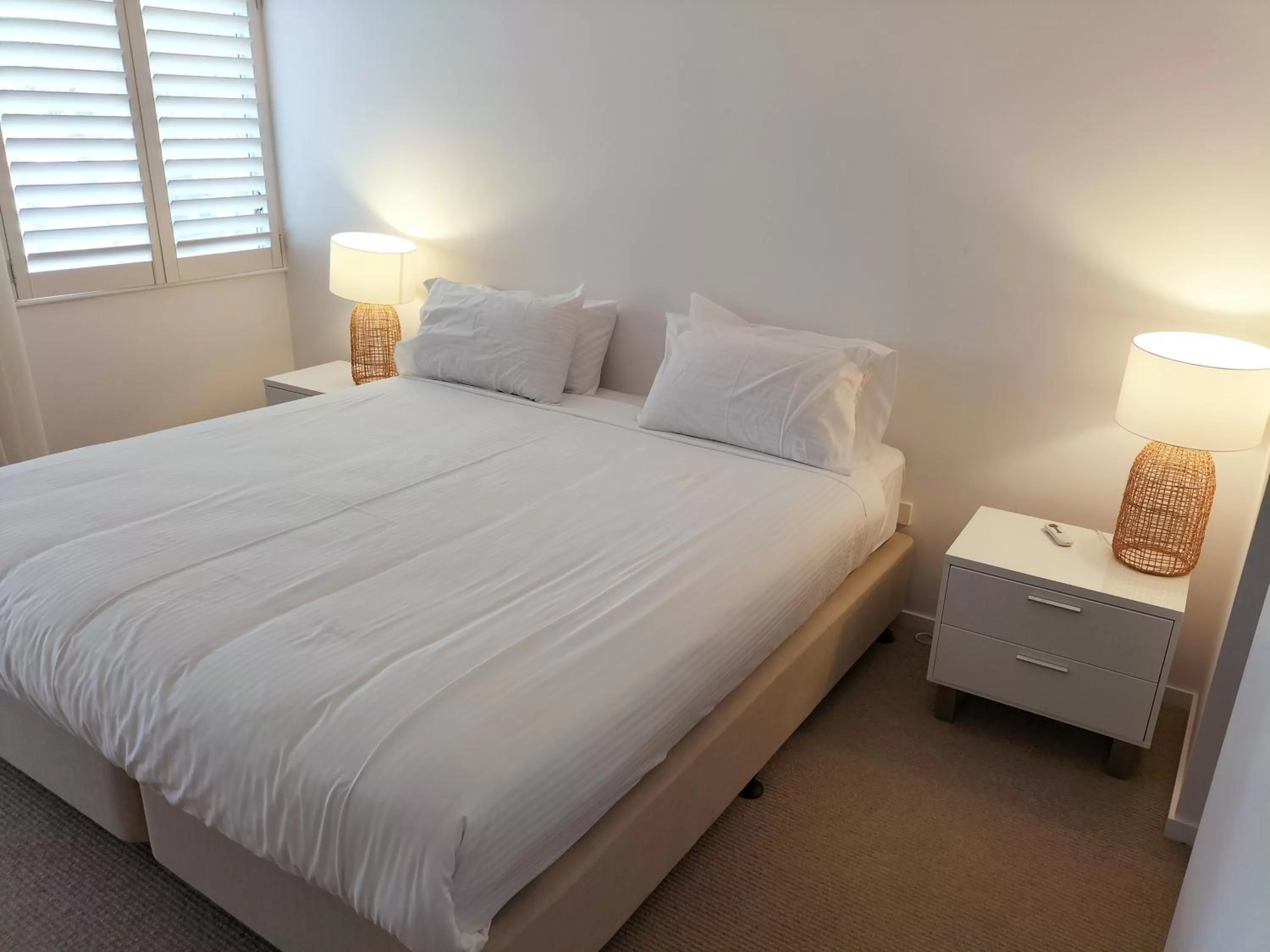 Bed in Marriner Views