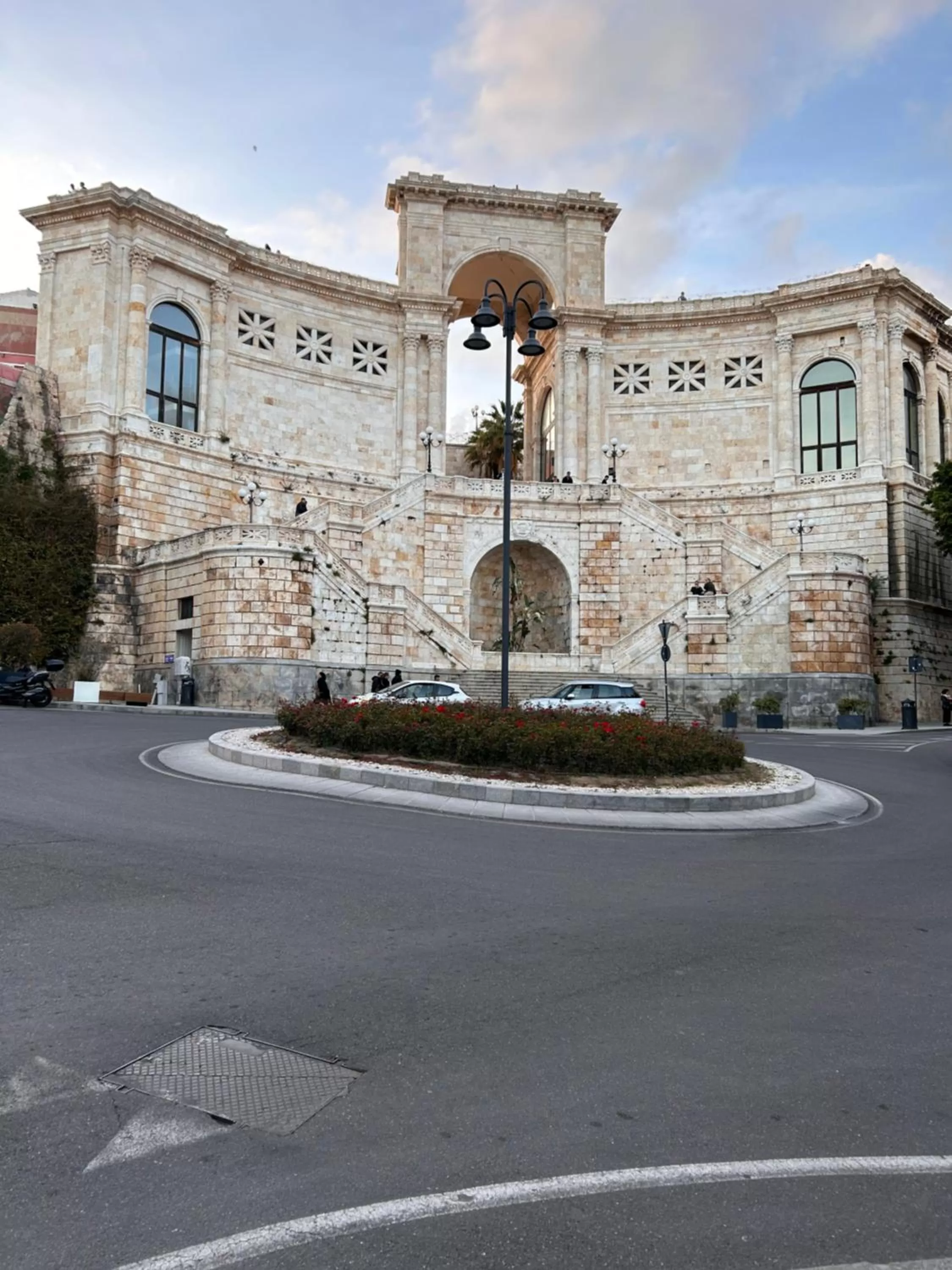 Landmark view, Property Building in B&B SU SICCU