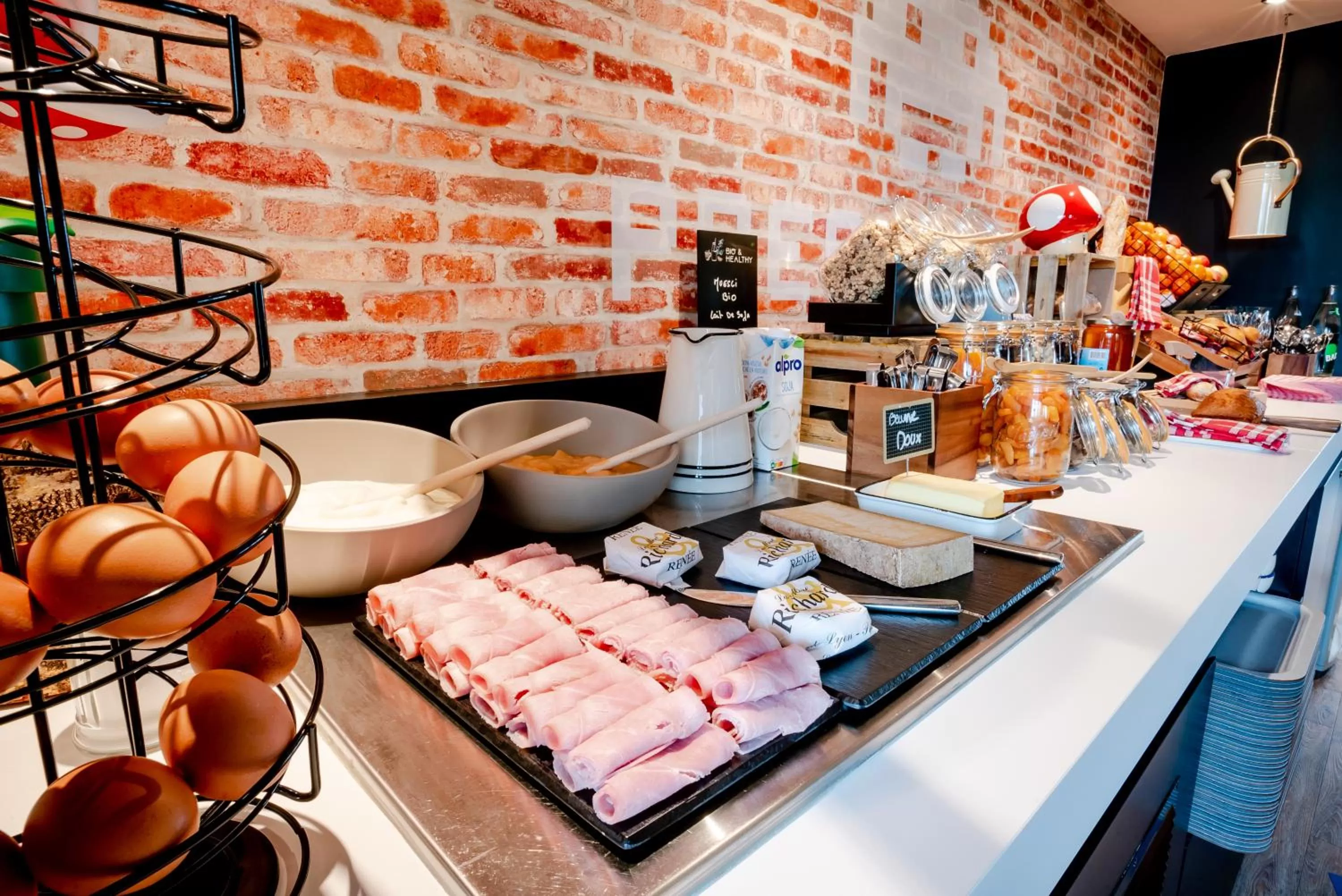 Breakfast in ibis Styles Lyon Bron Eurexpo