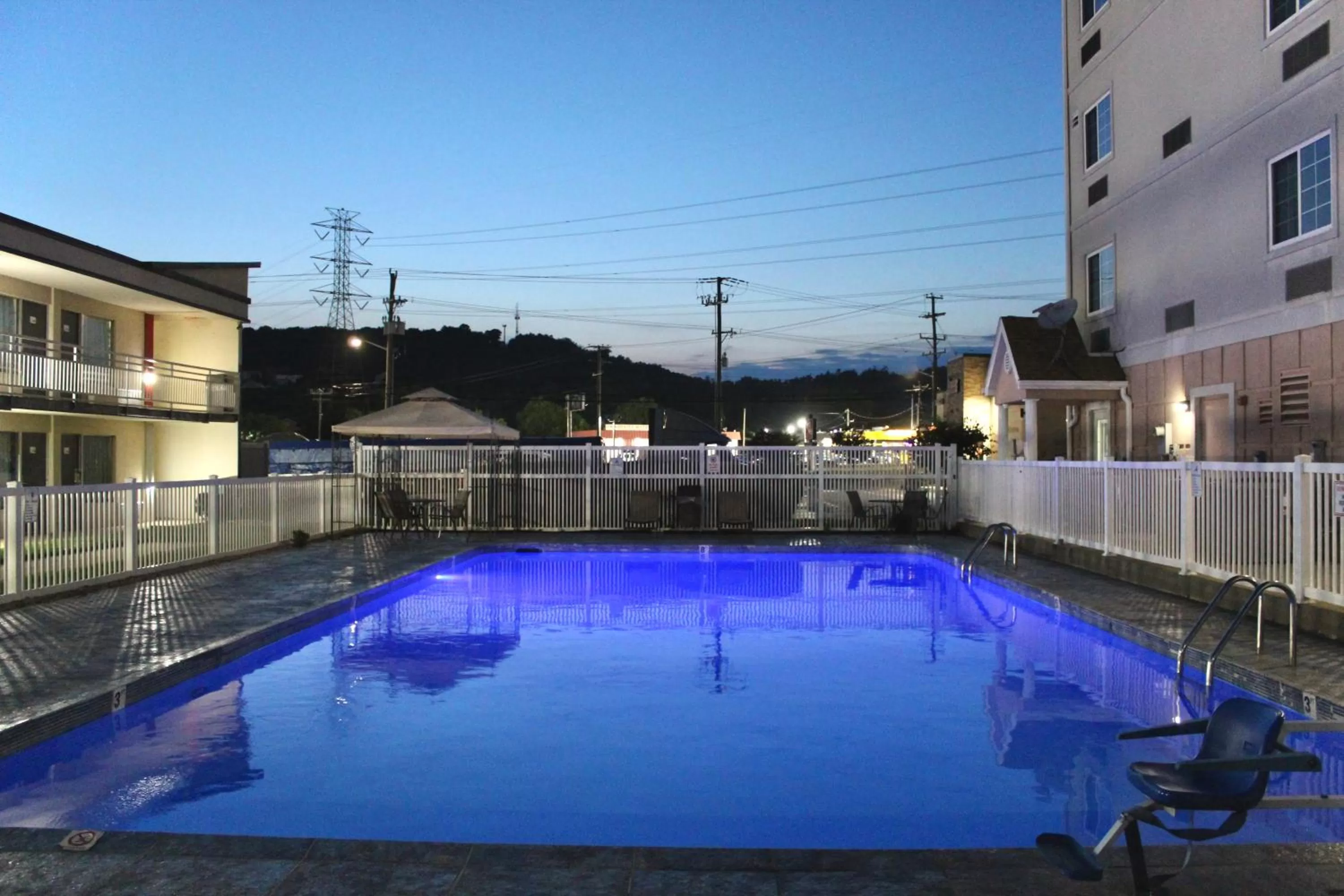 Swimming pool in Ramada by Wyndham Harrisonburg