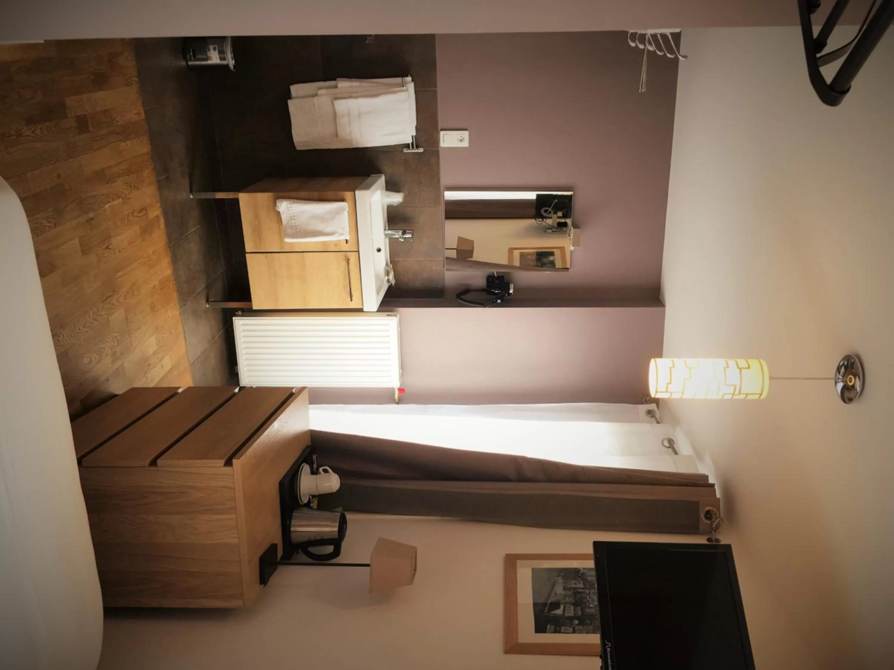 Photo of the whole room in Hotel de L'Union