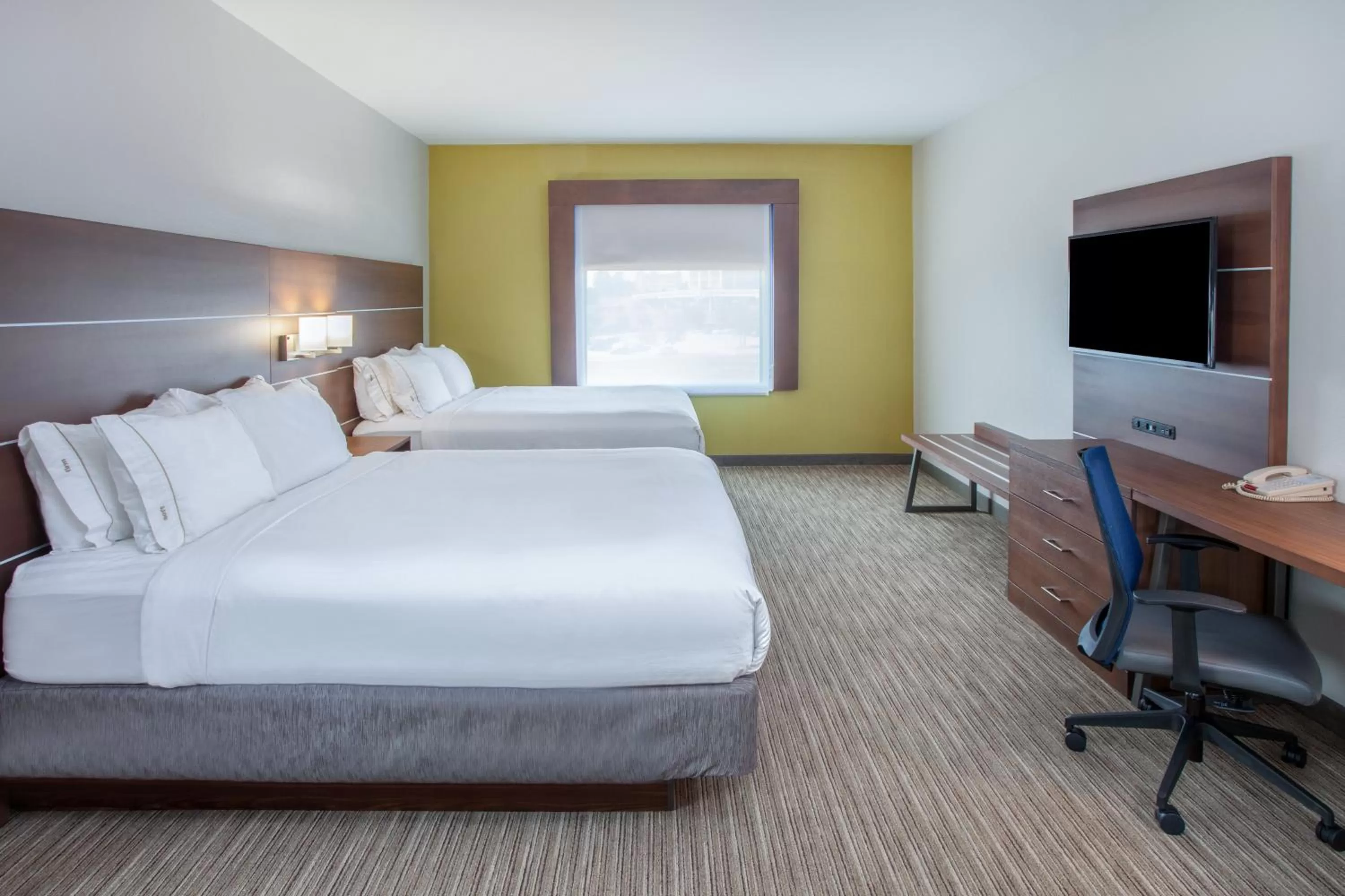 Bedroom, Bed in Holiday Inn Express & Suites Texarkana by IHG