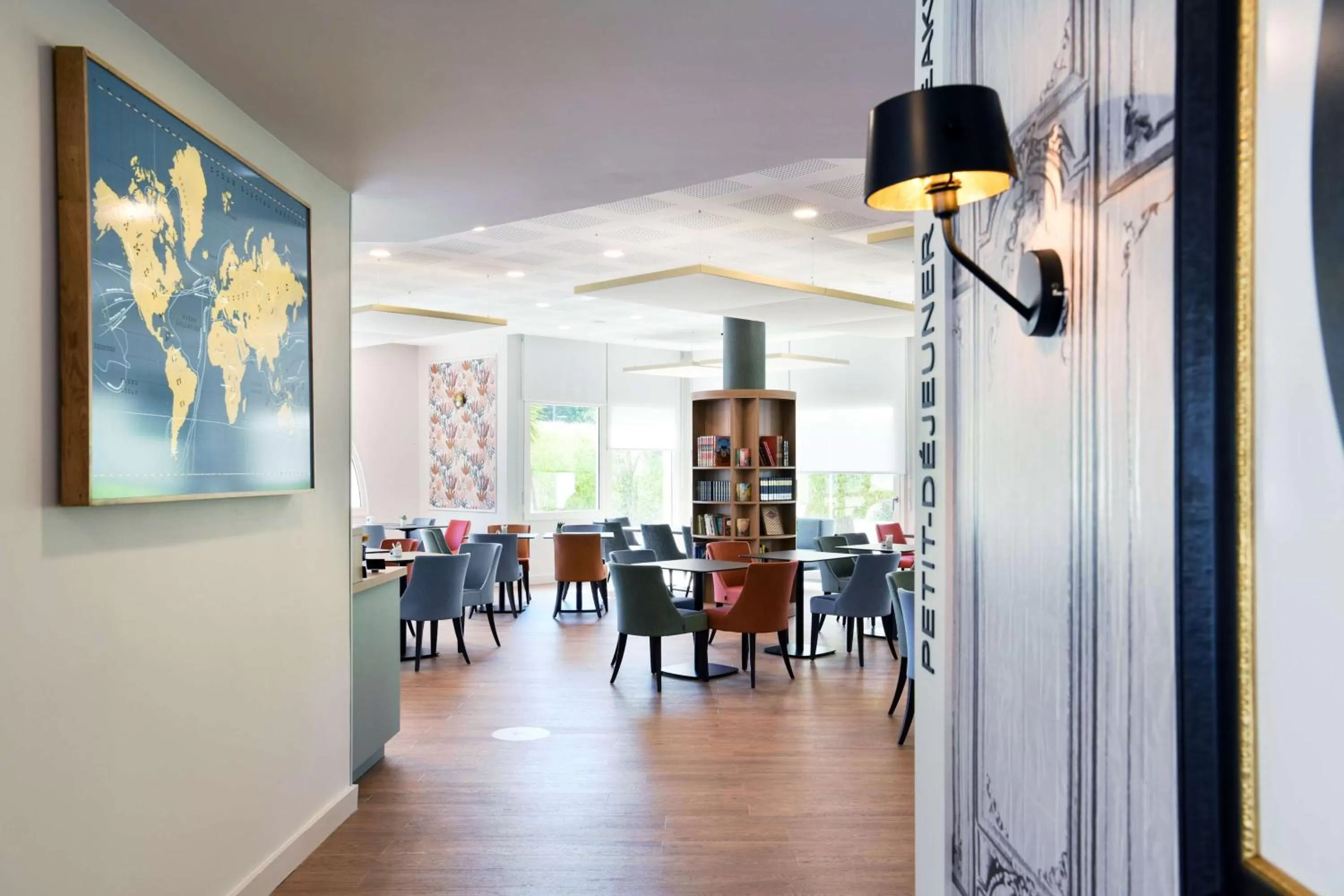 Lobby or reception in Hôtel Jules Verne Biarritz