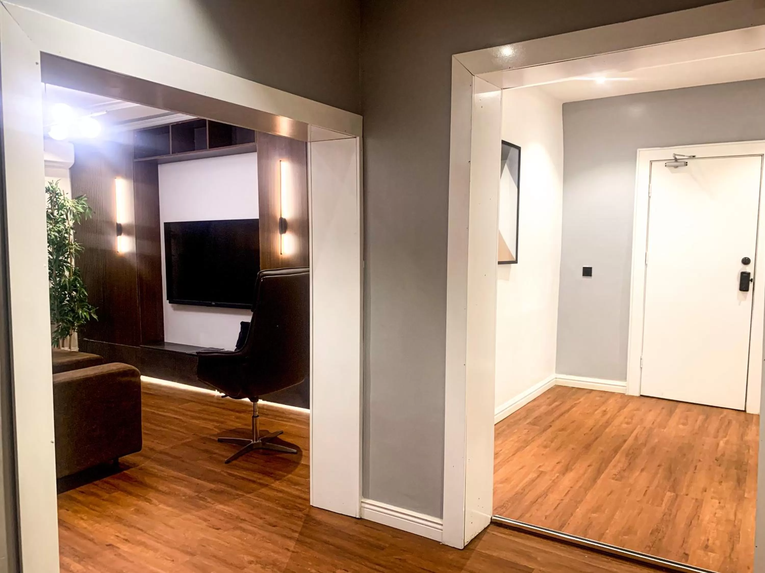 Facade/entrance in Whytescape Serviced Apartments