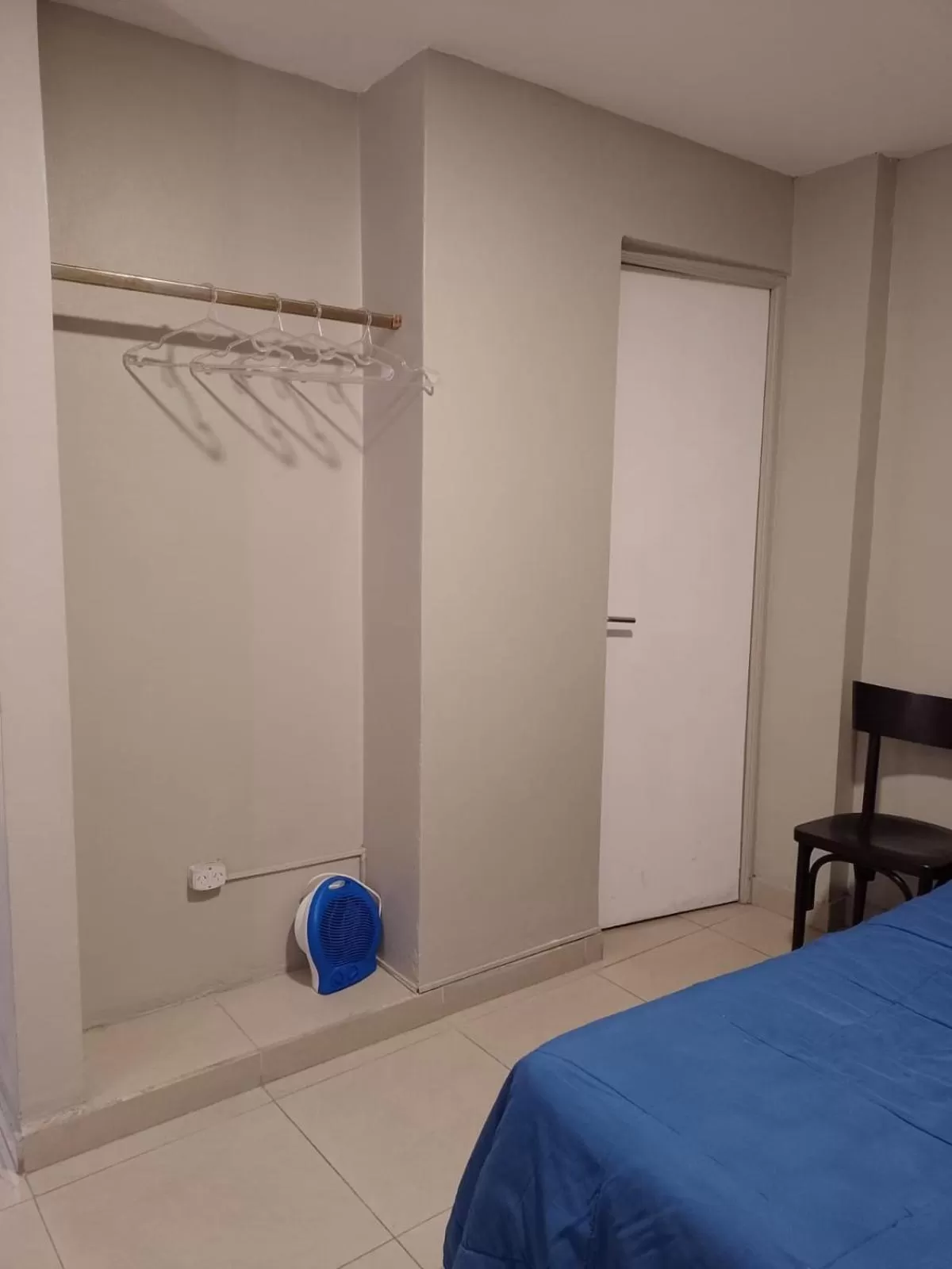 Bathroom in Lorenzo Suites Hotel