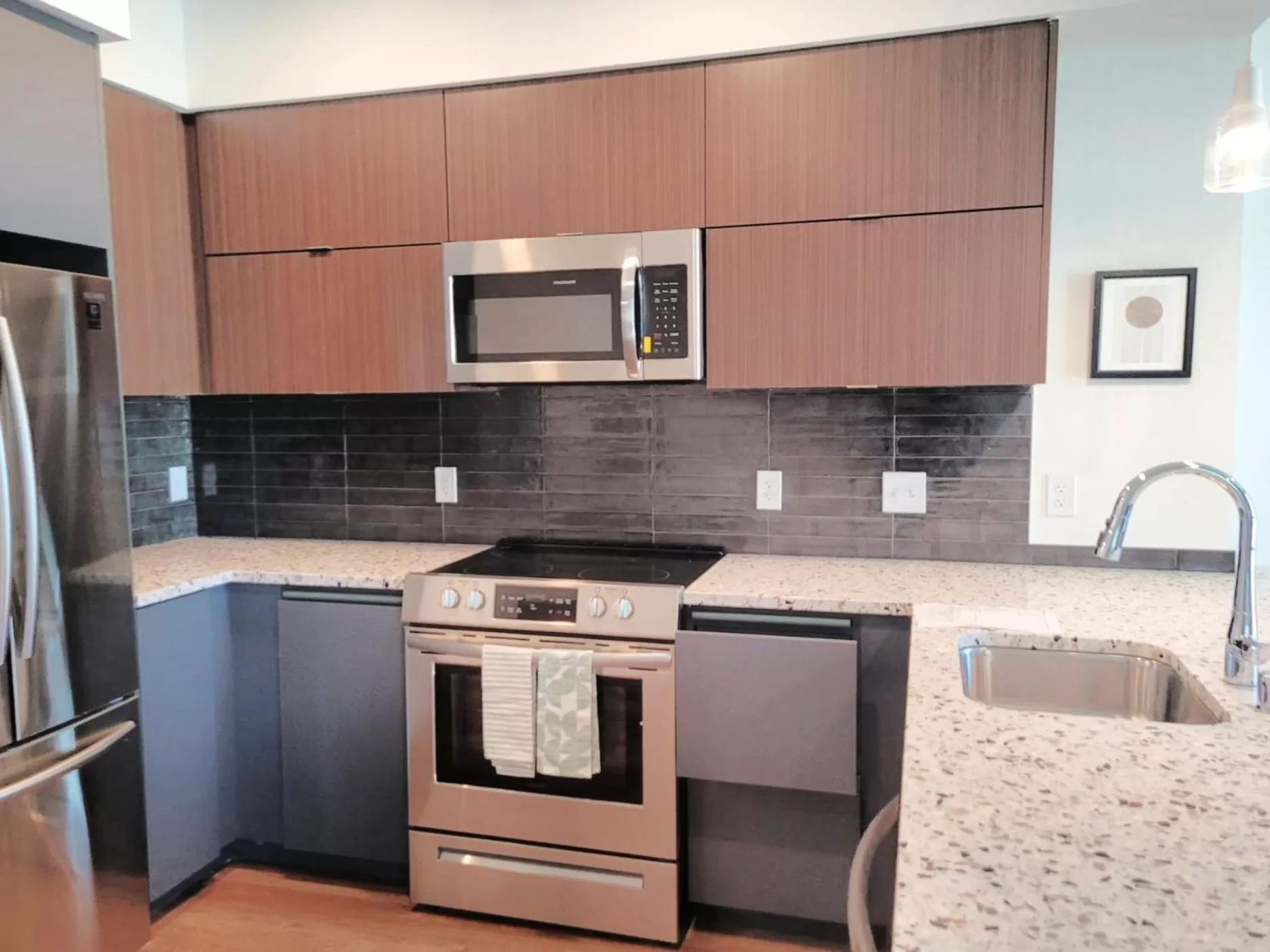 kitchen, Kitchen/Kitchenette in Gorgeous Hollywood Apts LA's Best Location and Amazing Roof Deck