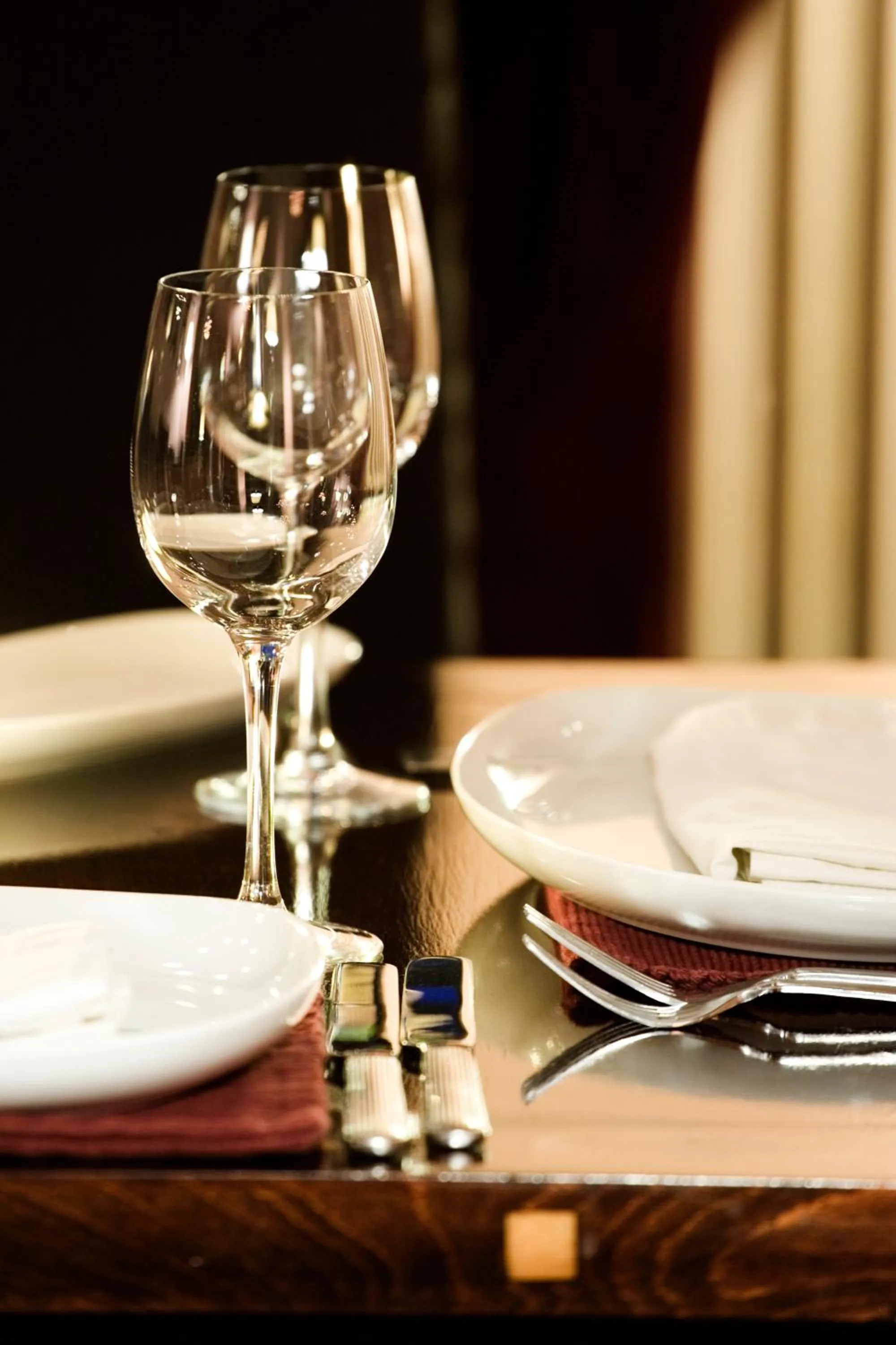 Restaurant/places to eat in Les Deux Tours