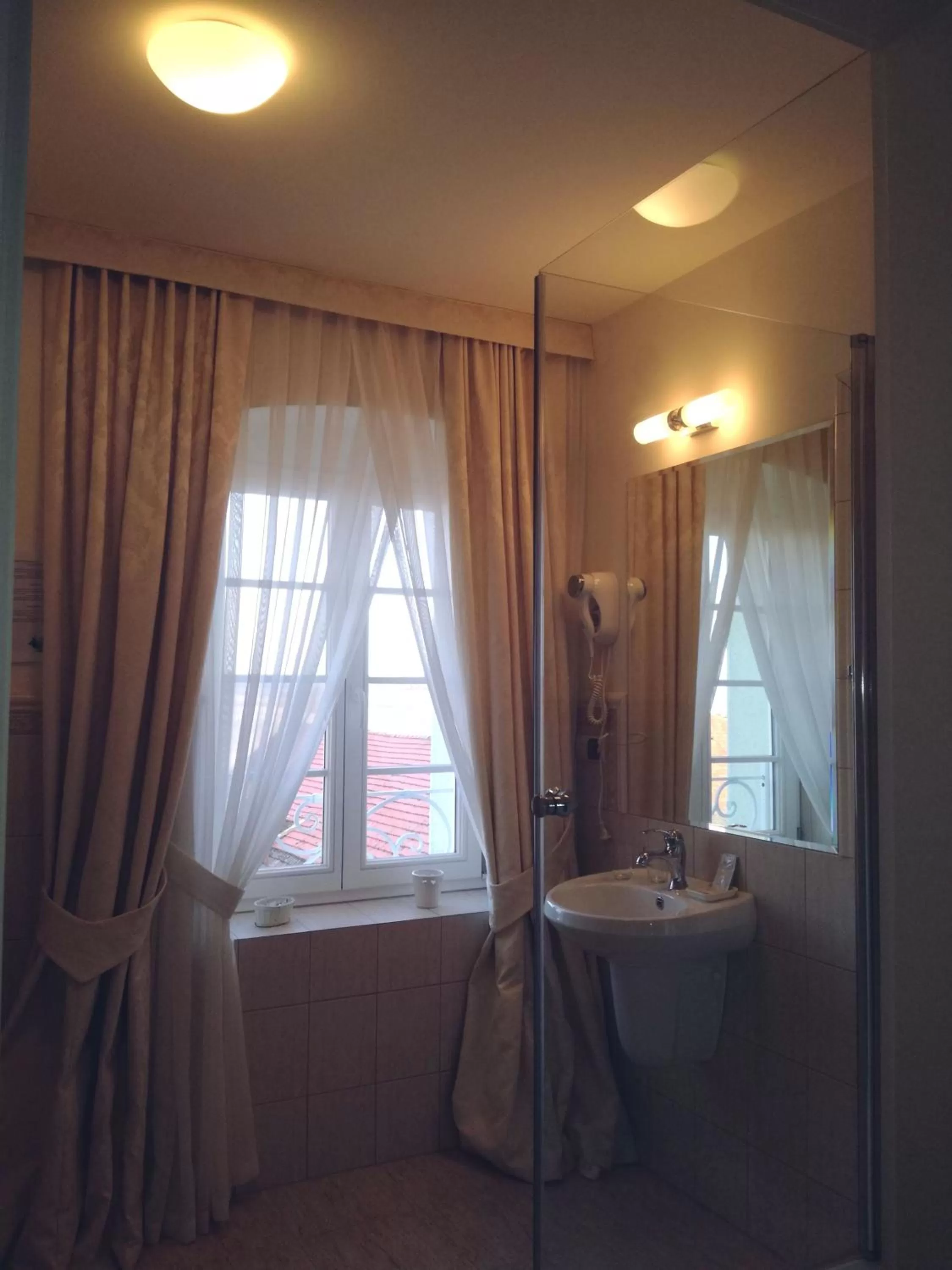 Bathroom in Hotel SPA Akacjowy Dwór