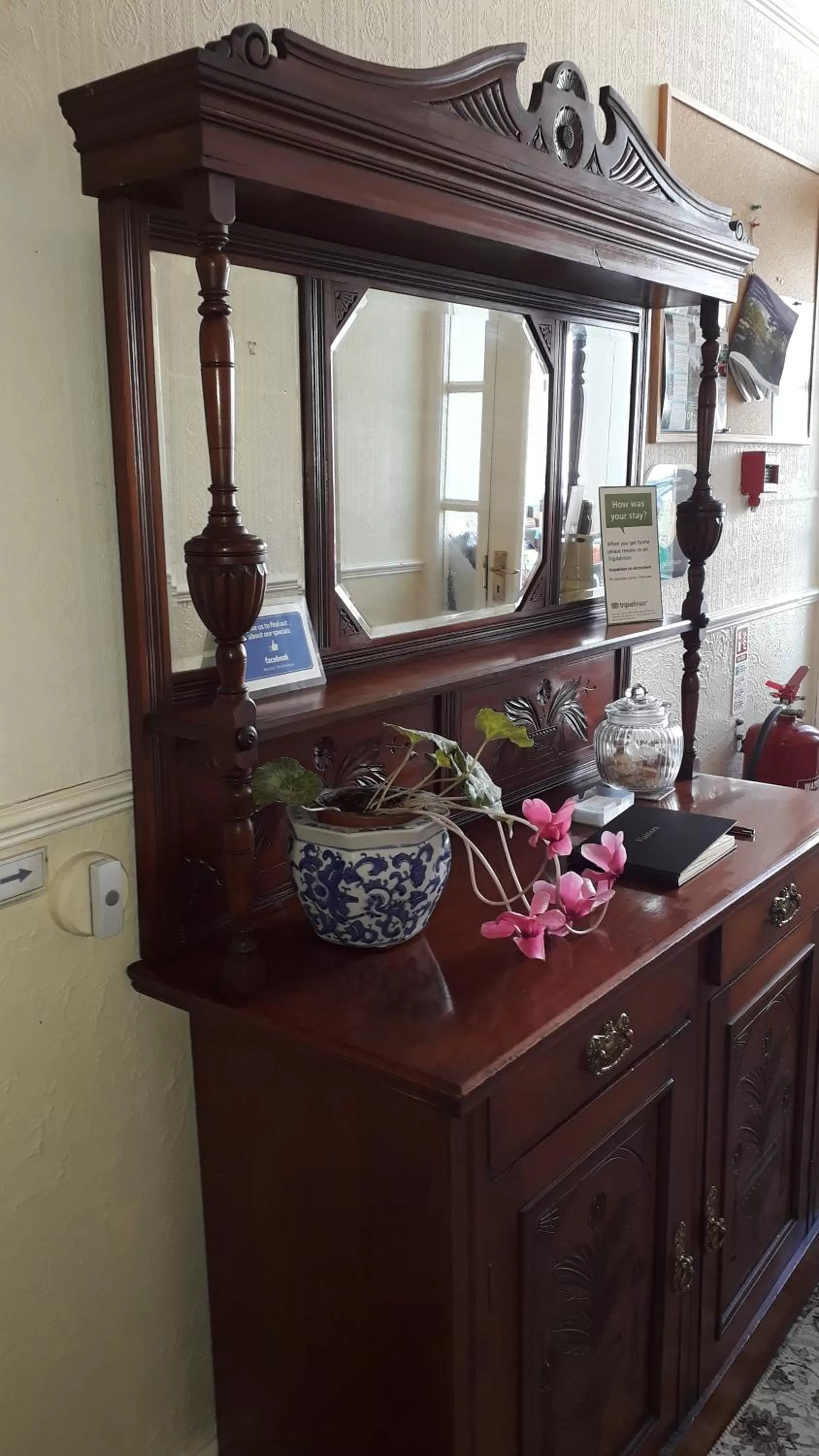 Lobby or reception in Branstone Guest House