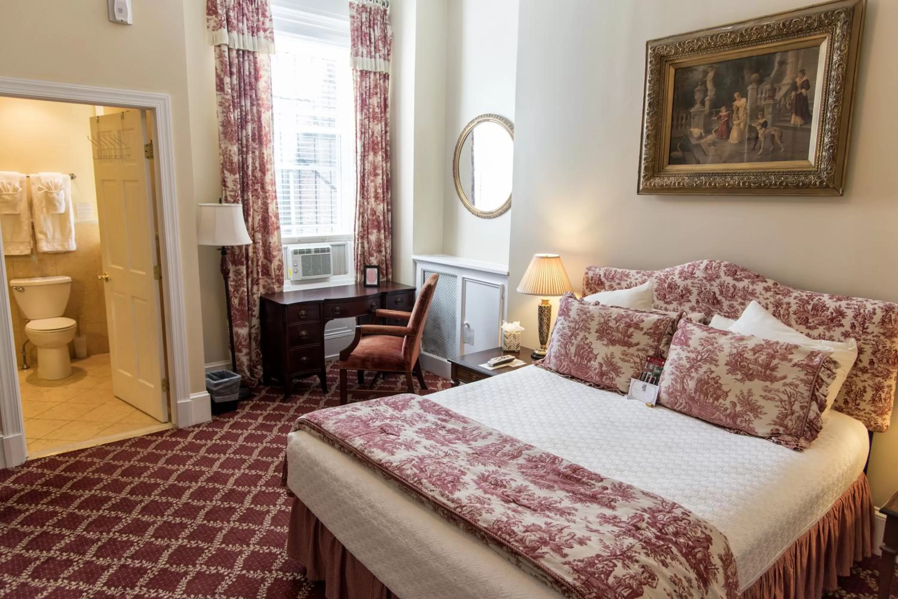 Bedroom, Bed in La Reserve Bed and Breakfast