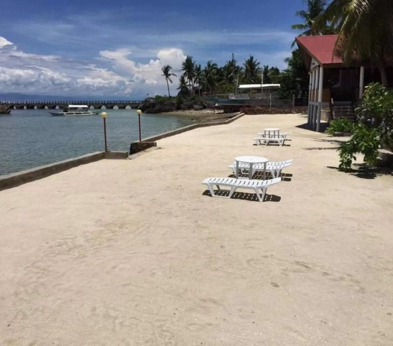 Beach in Tauig Beach Resort