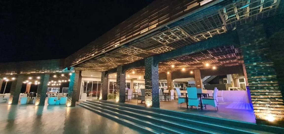 RedDoorz Plus At Hotel Pantai Timor