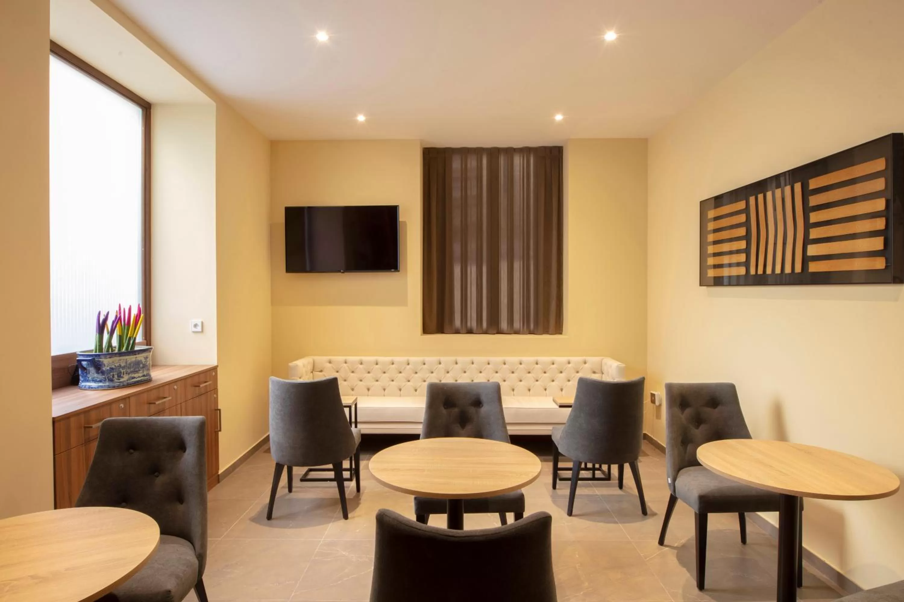 Property building in SH Suite Palace