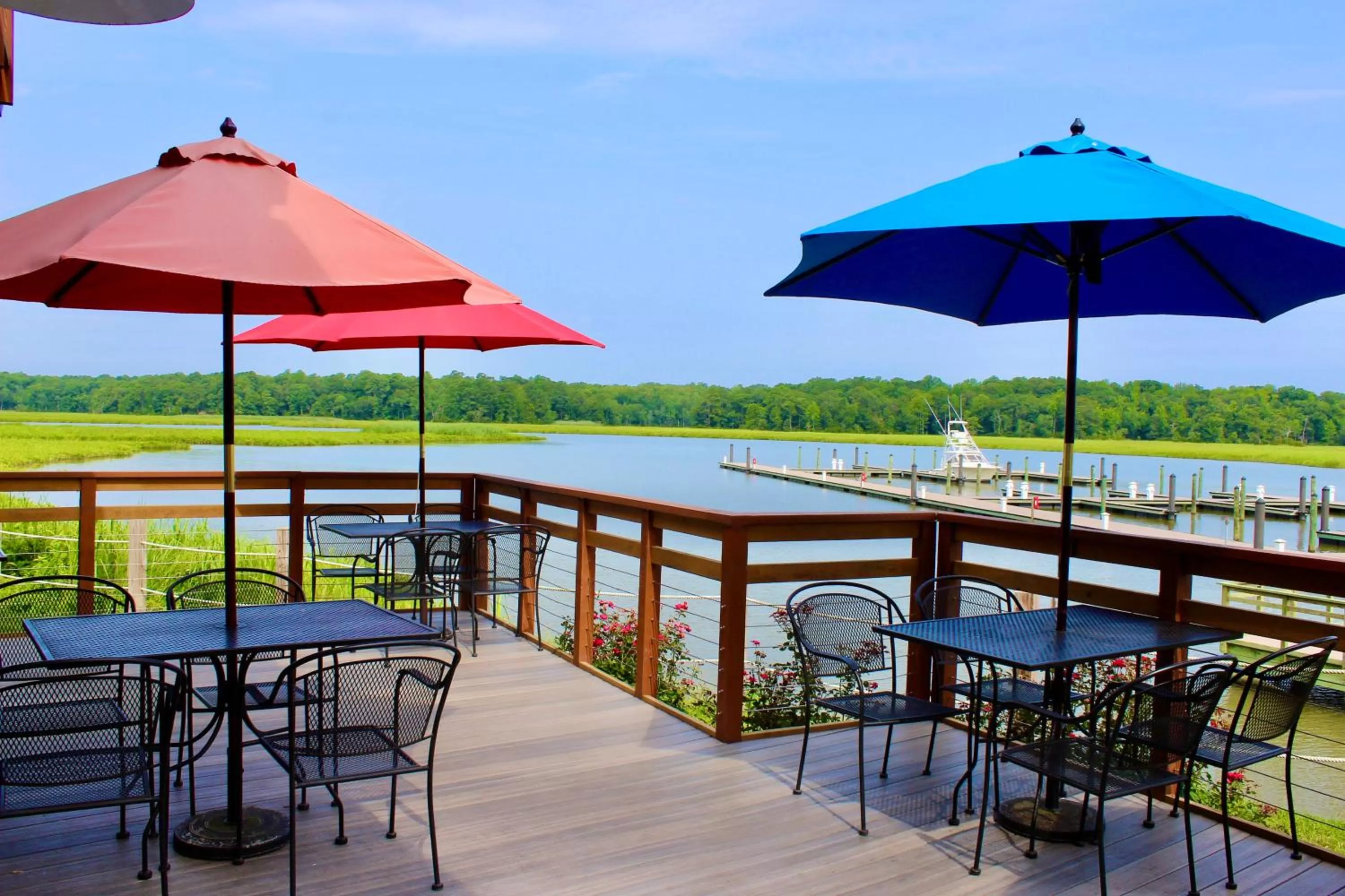 Patio in Surry Seafood Company